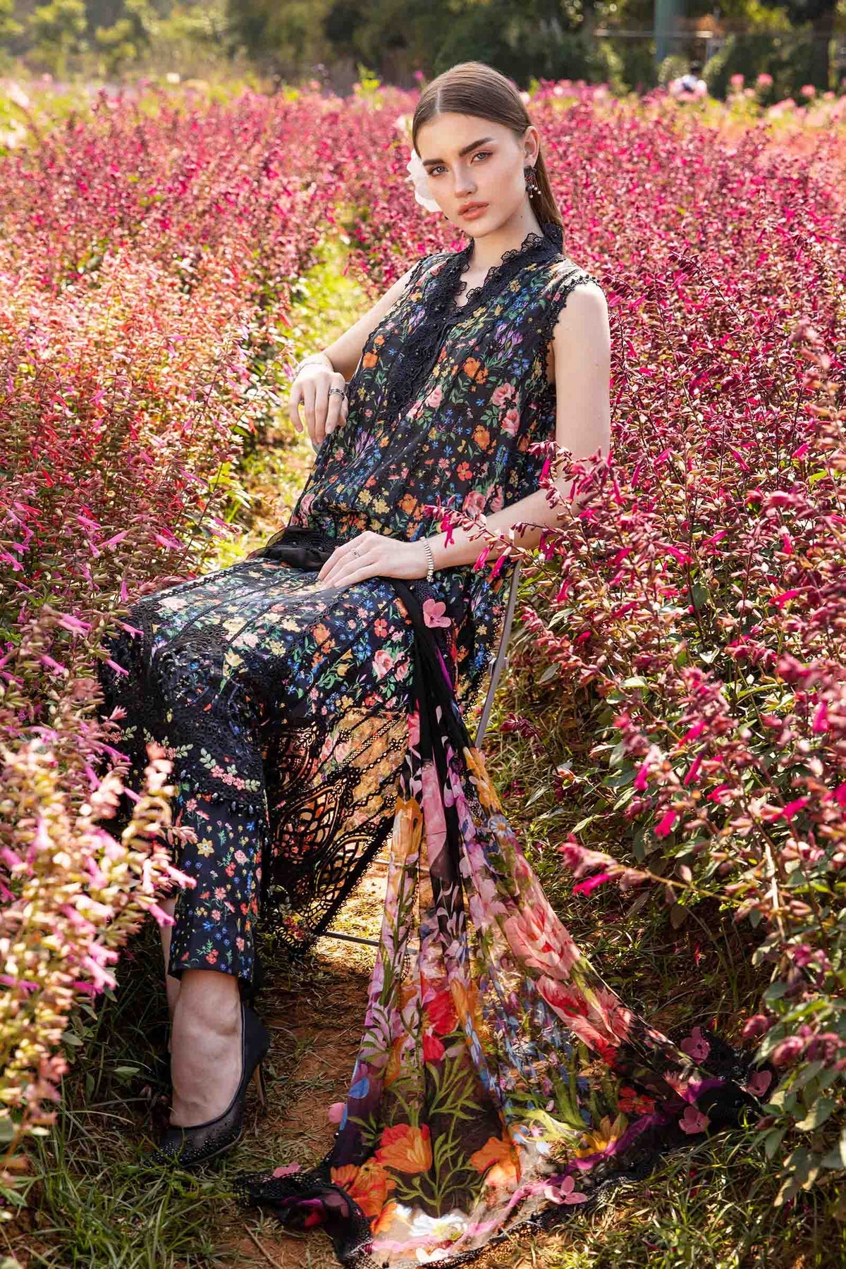 MARIA.B-3PC LAWN PRINTED SHIRT WITH CHIFFON PRINT DUPATTA AND PRINT TROUSER-BIC-2504