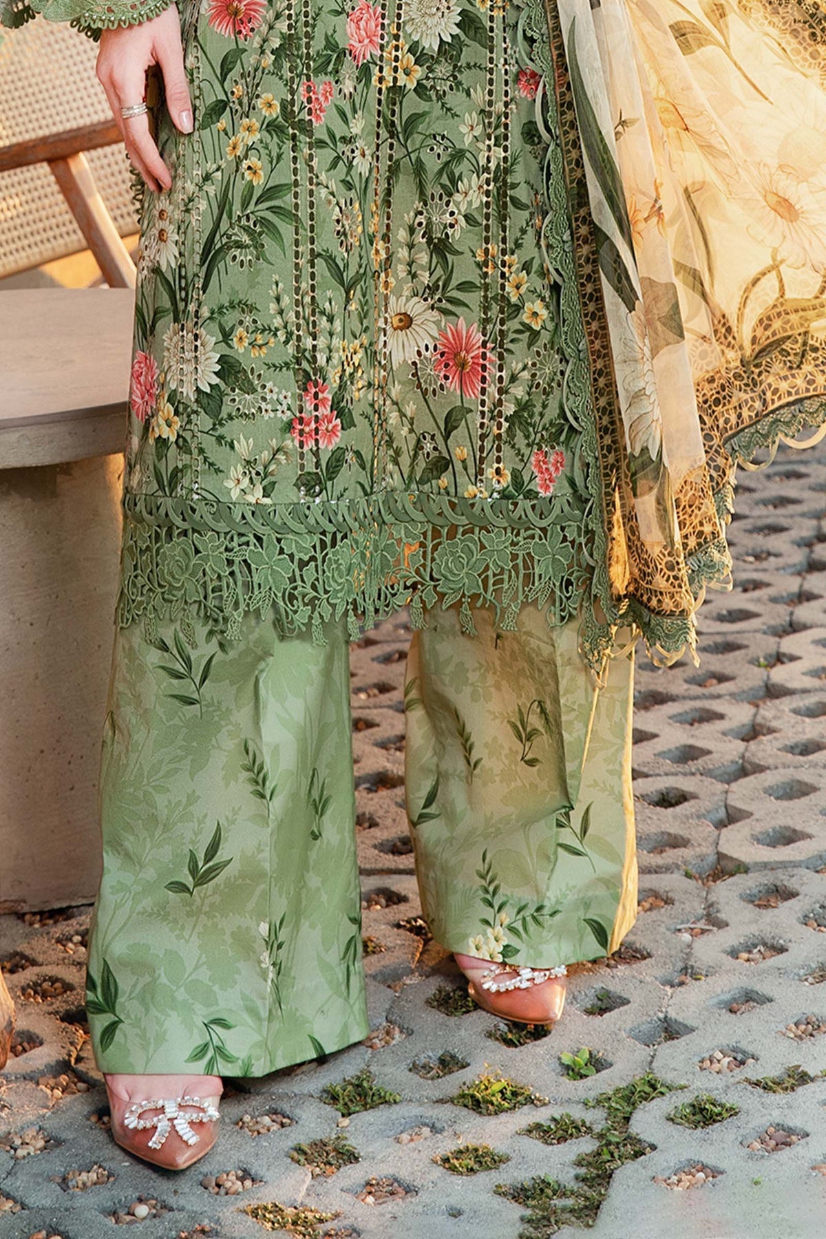 MARIA.B-3PC LAWN PRINTED SHIRT WITH CHIFFON PRINT DUPATTA AND PRINT TROUSER-BIC-2506 (DELIVERY AFTER 15 DAYS)