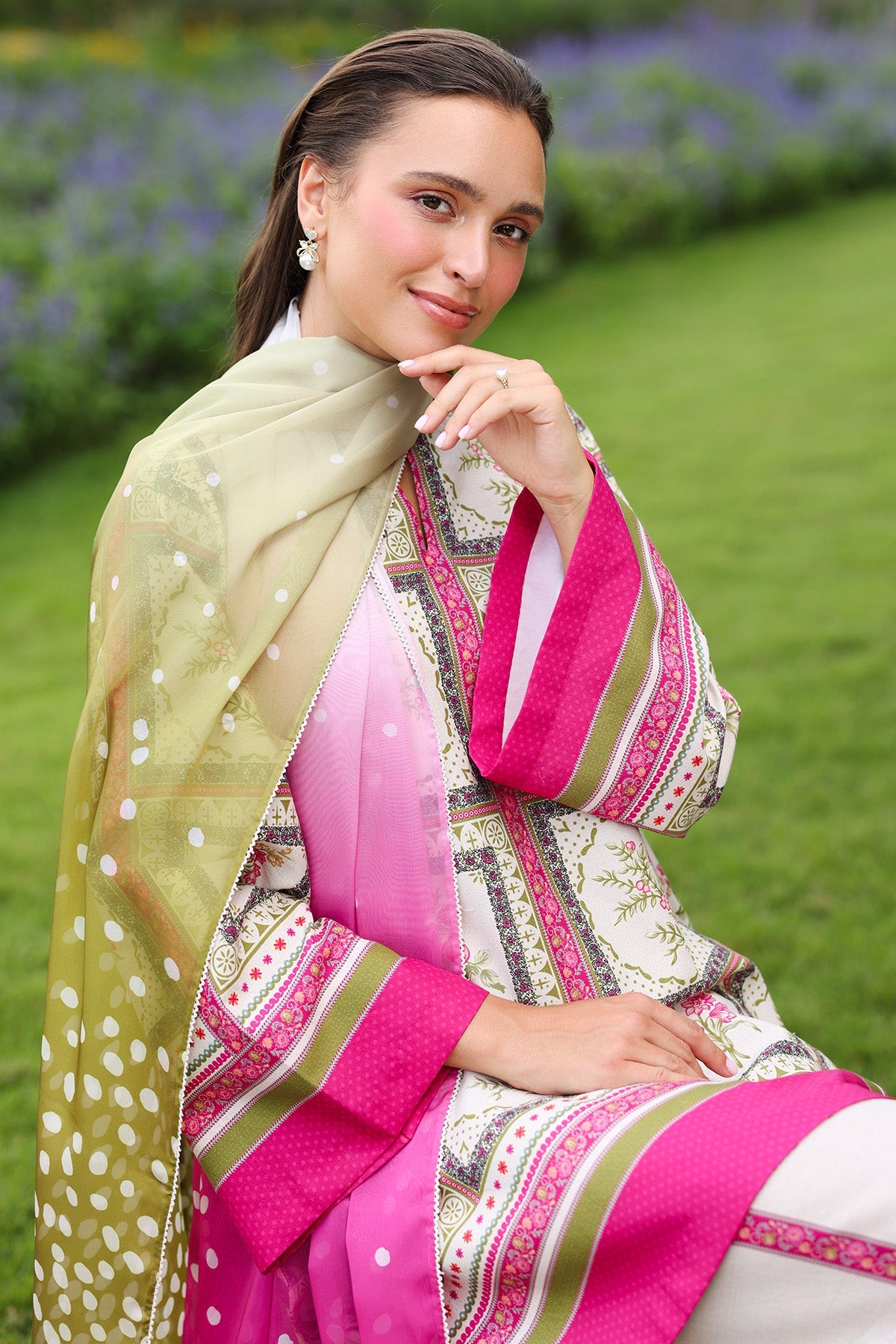 JAZMIN-3PC KHADDAR PRINTED SHIRT WITH KHADDAR PRINTED DUPATTA AND PRINTED TROUSER-BIC-2625