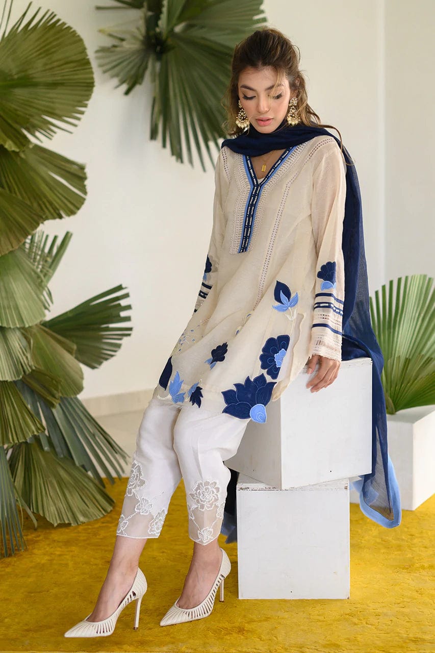 NADIA FAROOQI-3PC DHANAK EMBROIDERED SHIRT WITH BAMBER CHIFFON DUPATTA & TROUSER-BIC-3129