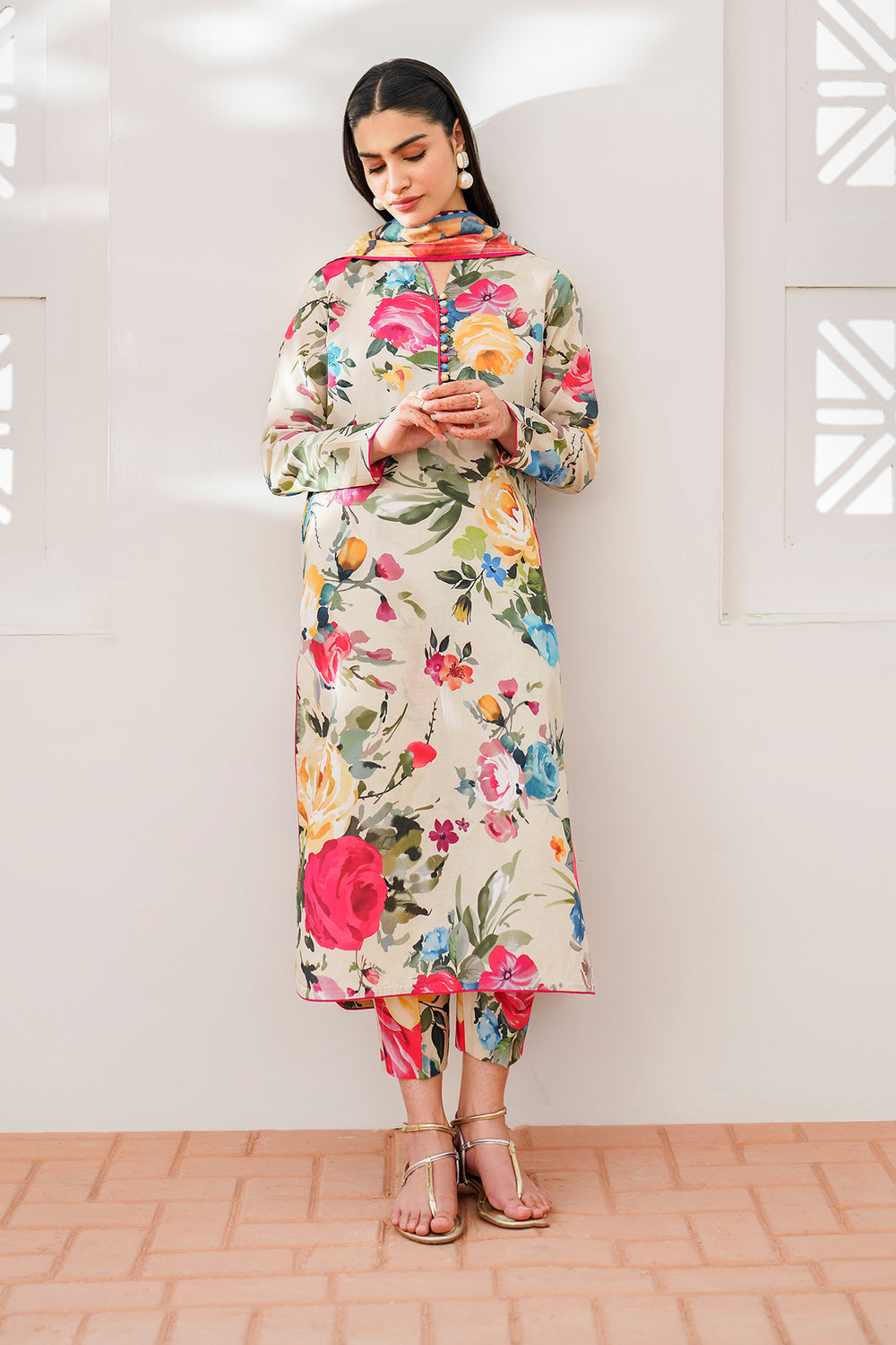 BAROUQE-3PC KARANDI PRINTED SHIRT WITH KARANDI PRINTED DUPATTA AND TROUSER-BIC-2578