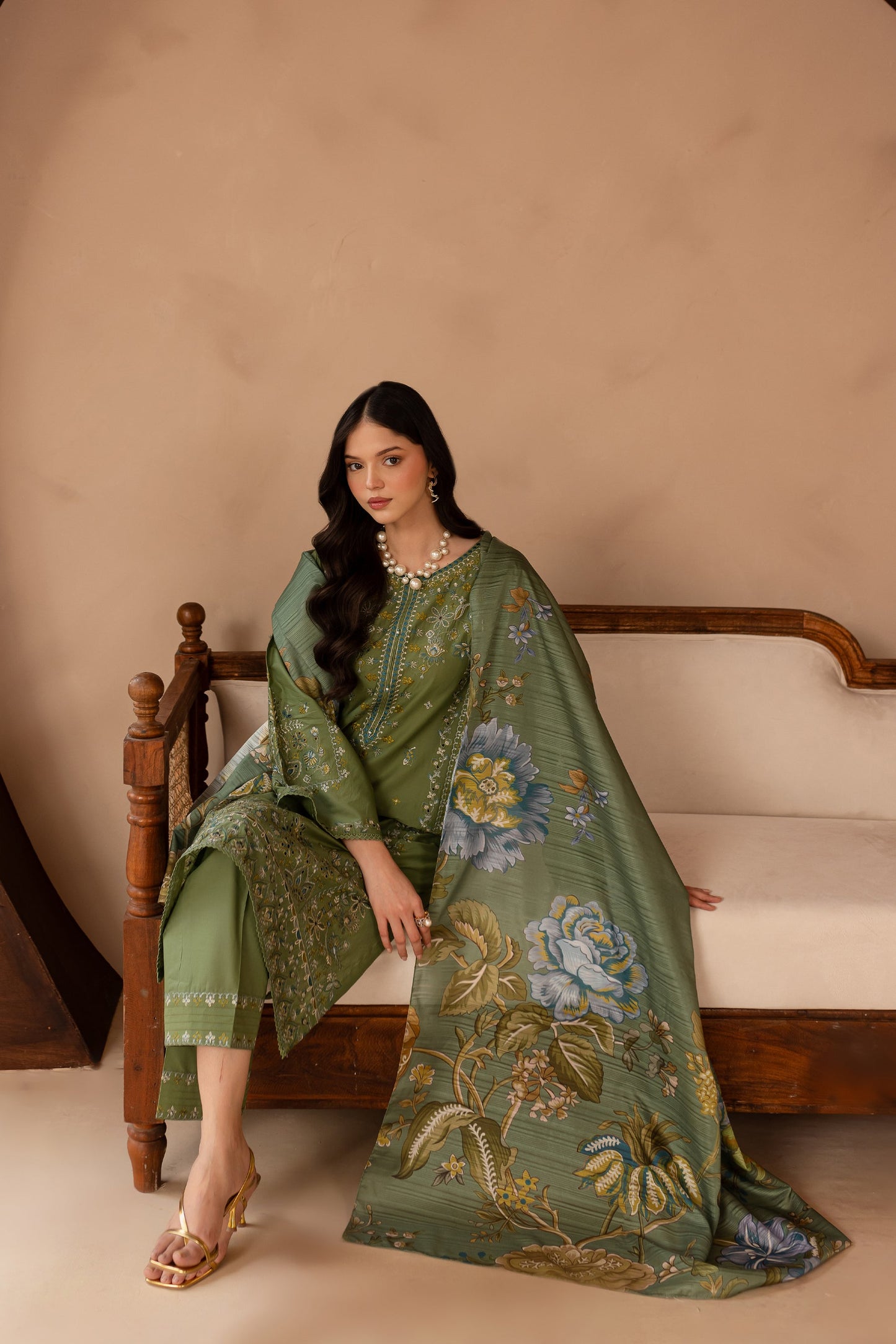 BATIK-3PC LAWN EMBROIDERED SHIRT WITH MONARK PRINT DUPATTA AND EMB TROUSER-BIC-3700