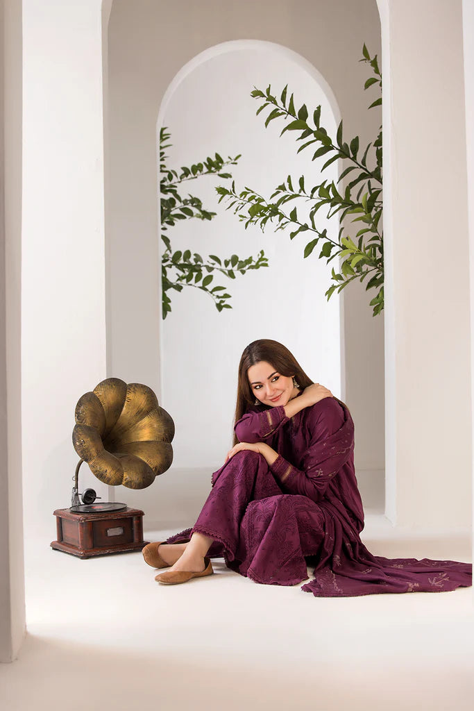 SOBIA NAZIR - 3PC DHANAK EMBROIDERED SHIRT WITH DHANAK EMBROIDERED SHAWL AND TROUSE-BIC-3423