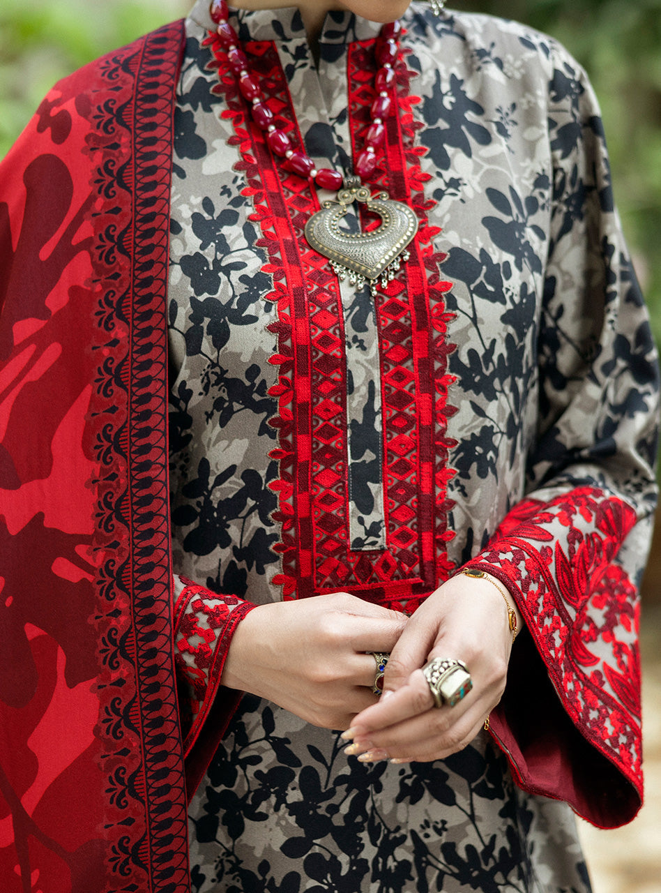 ZAINAB CHOTTANI-3PC LAWN EMBROIDERED PRINTED SHIRT WITH LAWN PRINT DUPATTA AND PRINT TROUSER-BIC-