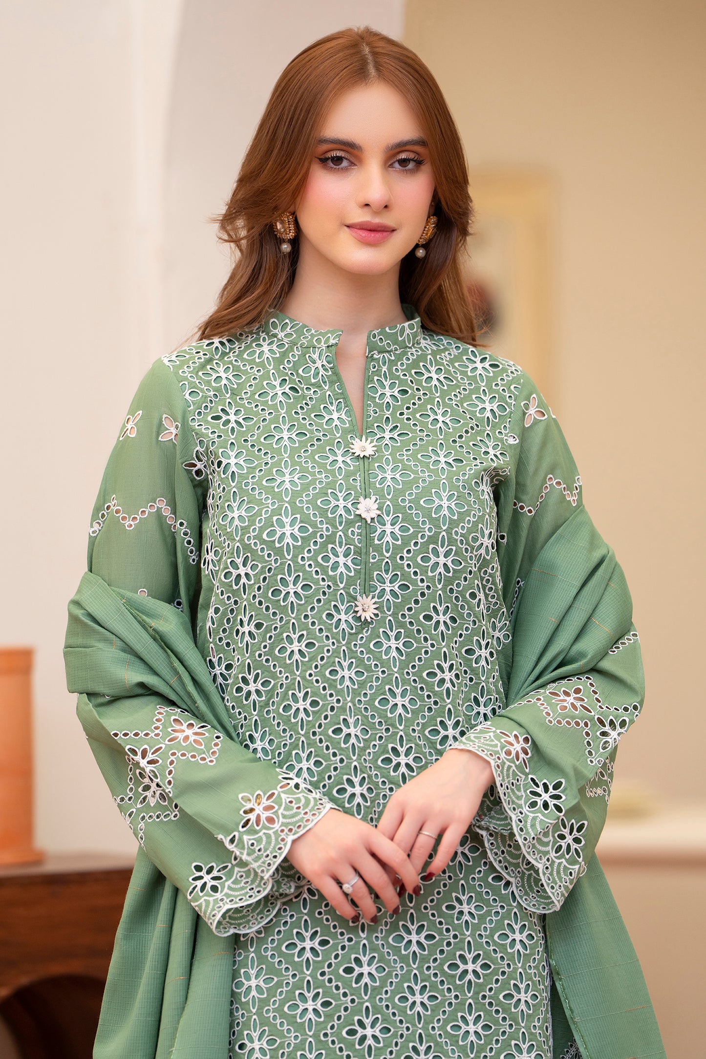 MIRAKHI-3PC LAWN CHIKENKARI EMBROIDERED SHIRT WITH LAWN TUBE SLUB DUPATTA-BIC-