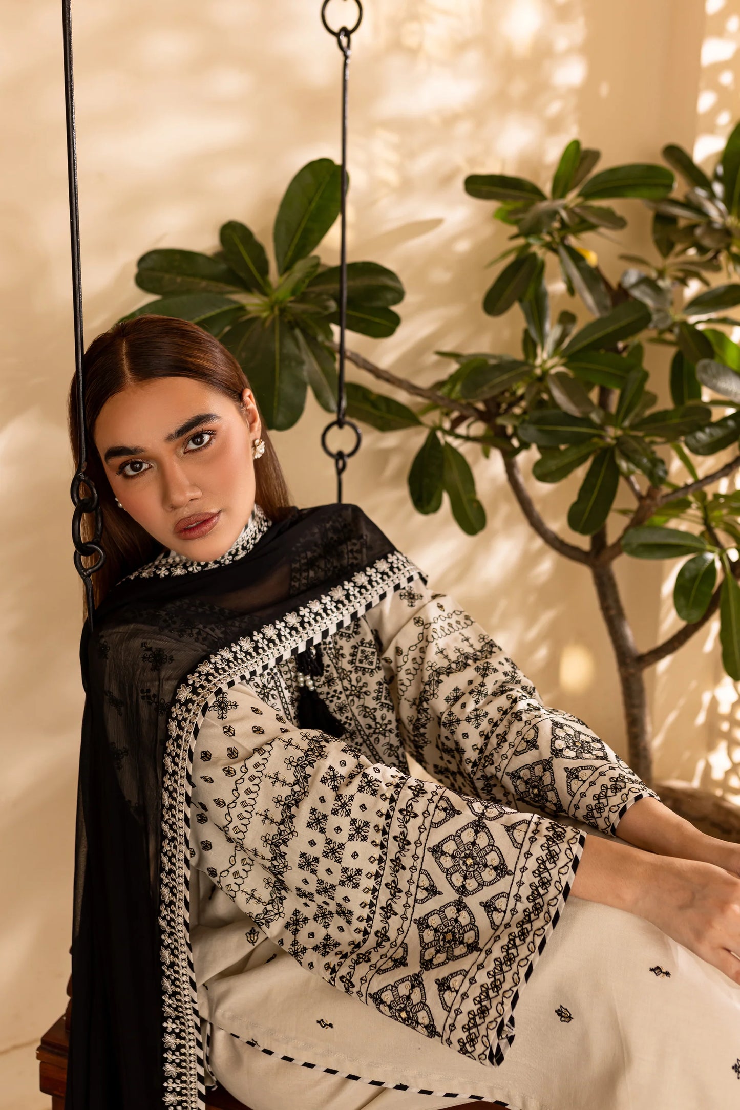 BATIK-3PC LAWN EMBROIDERED SHIRT WITH CHIFFON EMBROIDERED DUPATTA AND TROUSER-BIC-3689