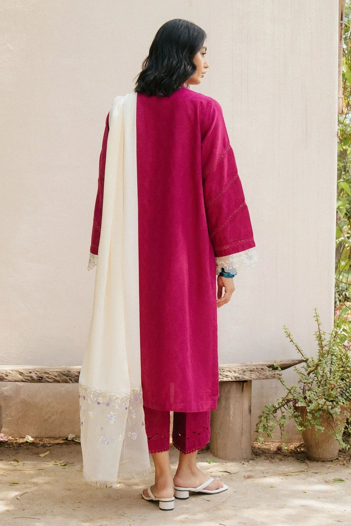 ZARASHAHJAHAN-3PC DHANAK EMBROIDERED SHIRT WITH COTTON NET EMBROIDERED DUPATTA AND TROUSER-BIC-4216