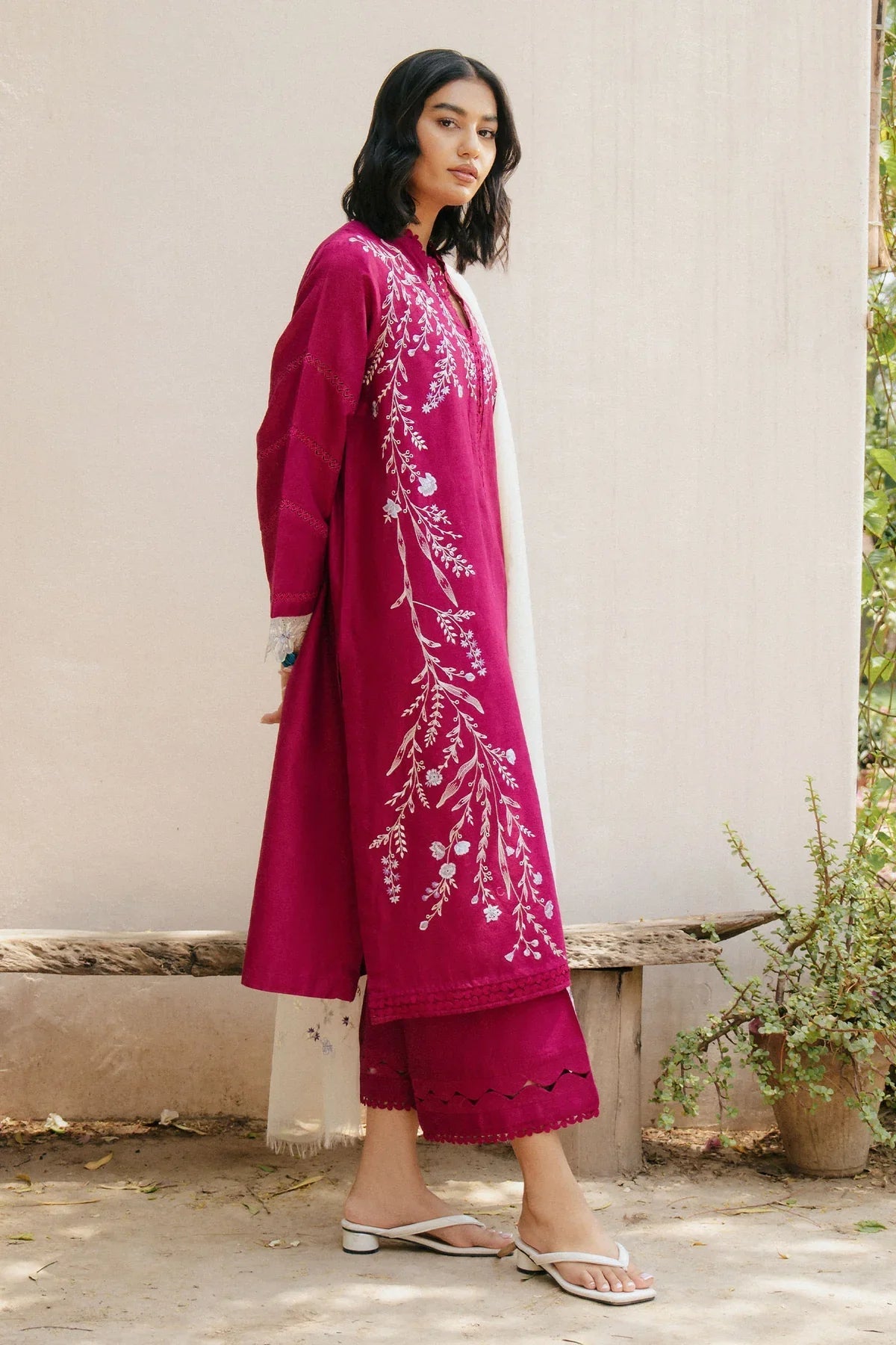 ZARASHAHJAHAN-3PC DHANAK EMBROIDERED SHIRT WITH COTTON NET EMBROIDERED DUPATTA AND TROUSER-BIC-4216
