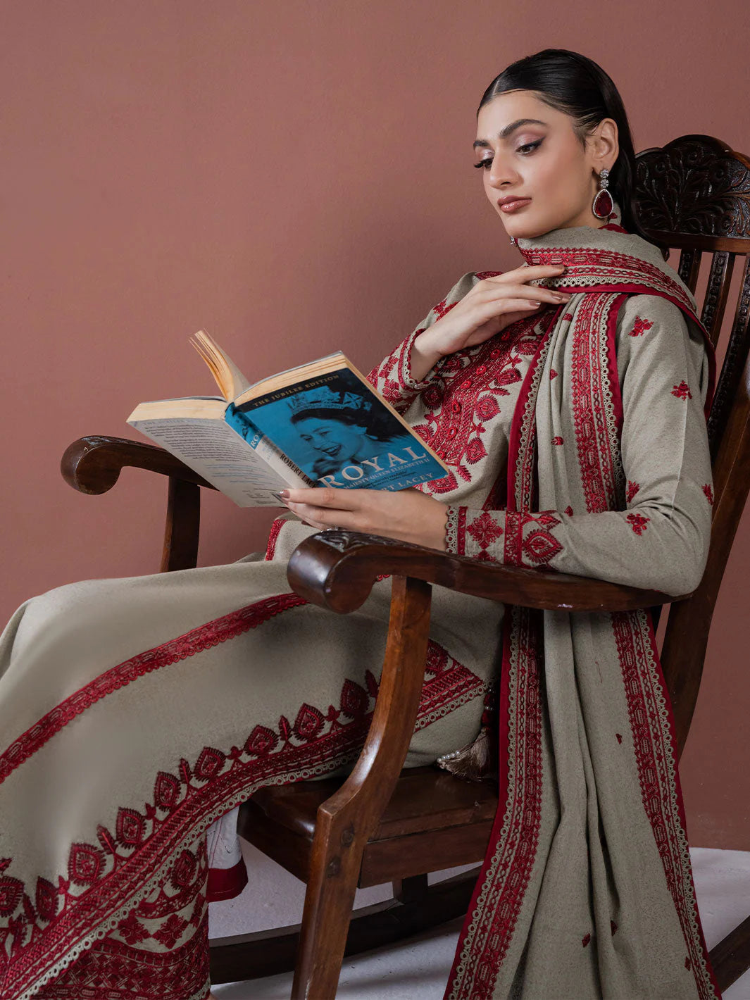 ASIM JOFA-3PC DHANAK EMBROIDERED SHIRT WITH DHANAK EMBROIDERED SHAWL AND EMB TROUSER-BIC-4001