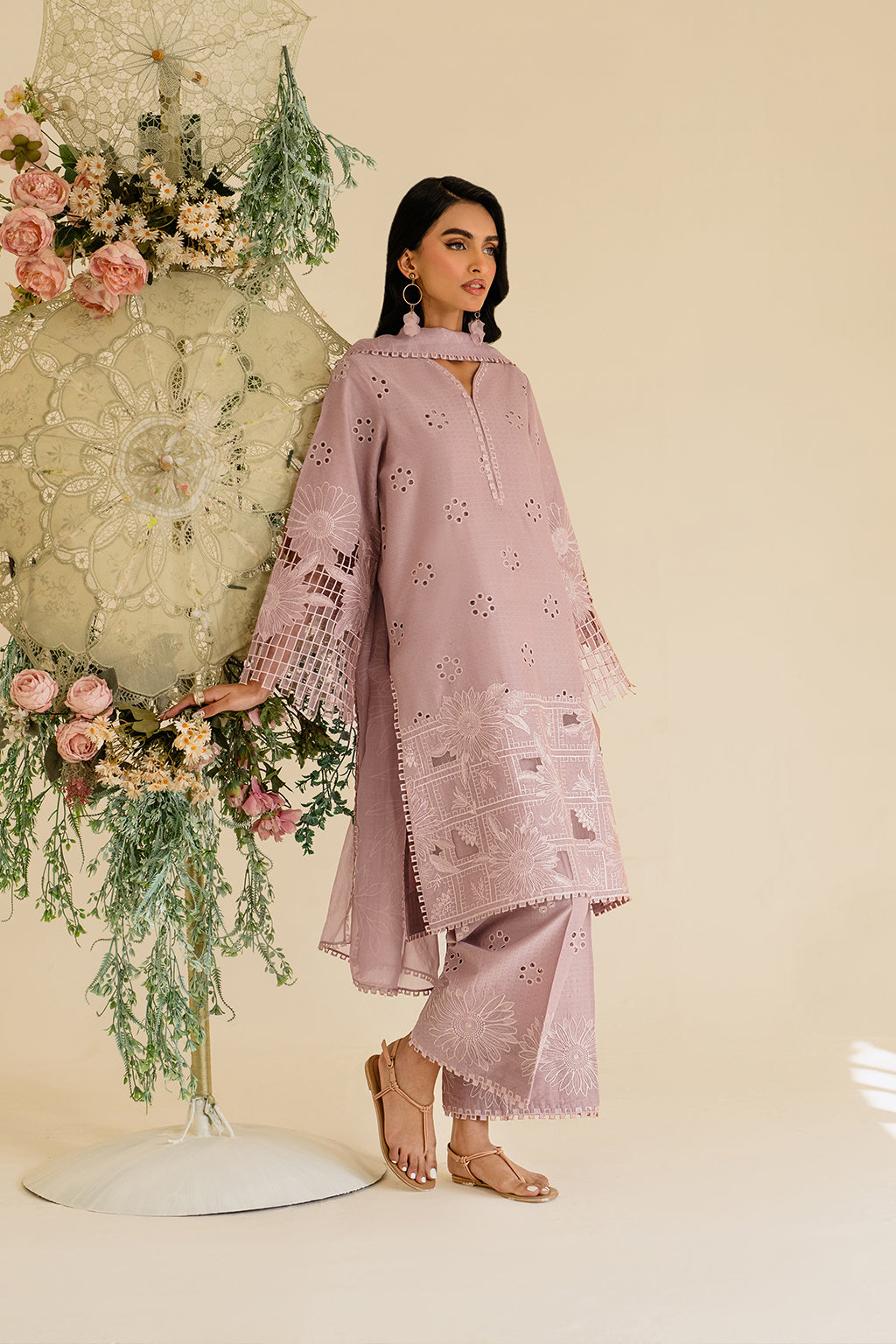 IZNIK-3PC LAWN EMBROIDERED SHIRT WITH KHAADI NET DUPATTA & TROUSER-BIC-3779
