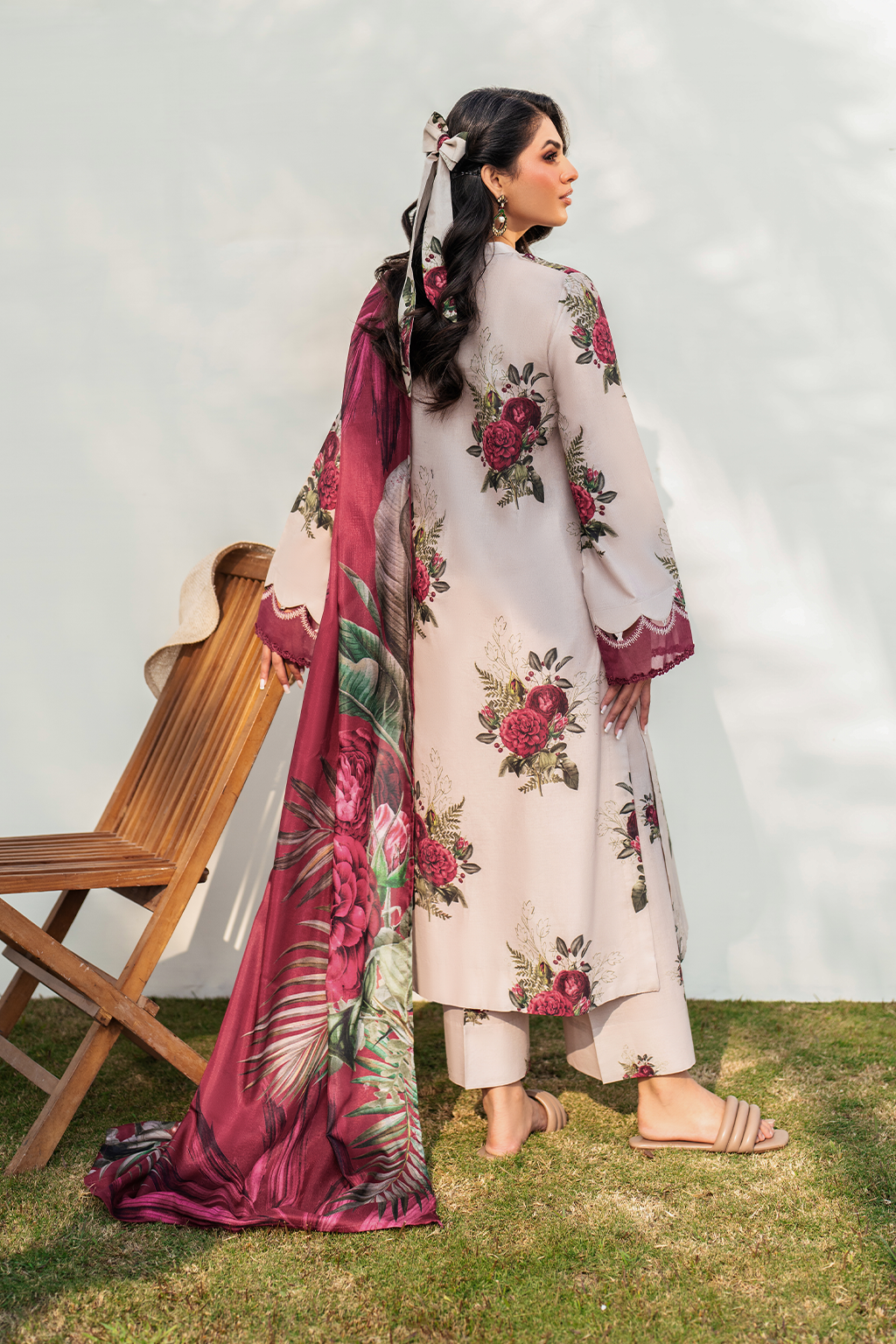 IZNIK-3PC KARANDI PRINTED SHIRT WITH KARANDI PRINTED DUPATTA AND TROUSER-BIC-2572