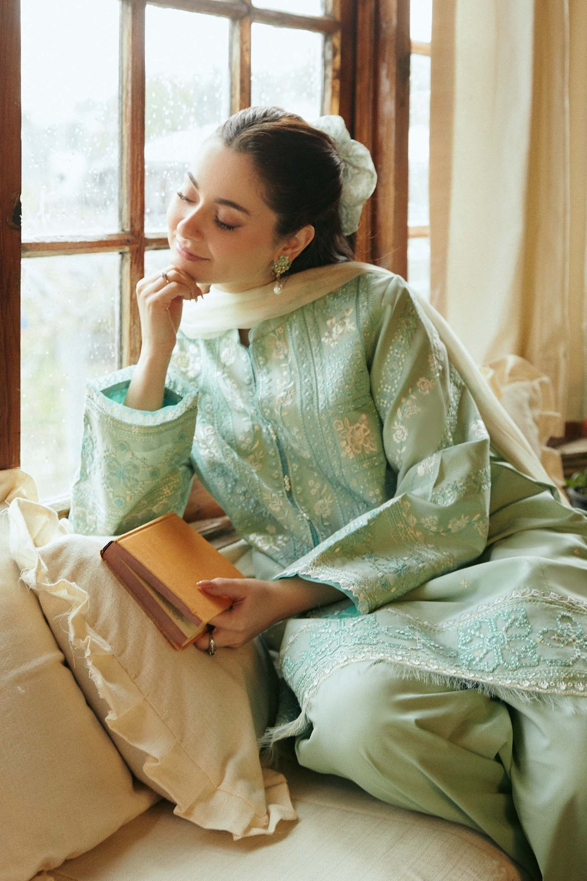 ZAHRA SHAHJAHAN-3PC LAWN EMBROIDERED SHIRT WITH MONARK PRINT DUPATTA AND EMB TROUSER-BIC-3531