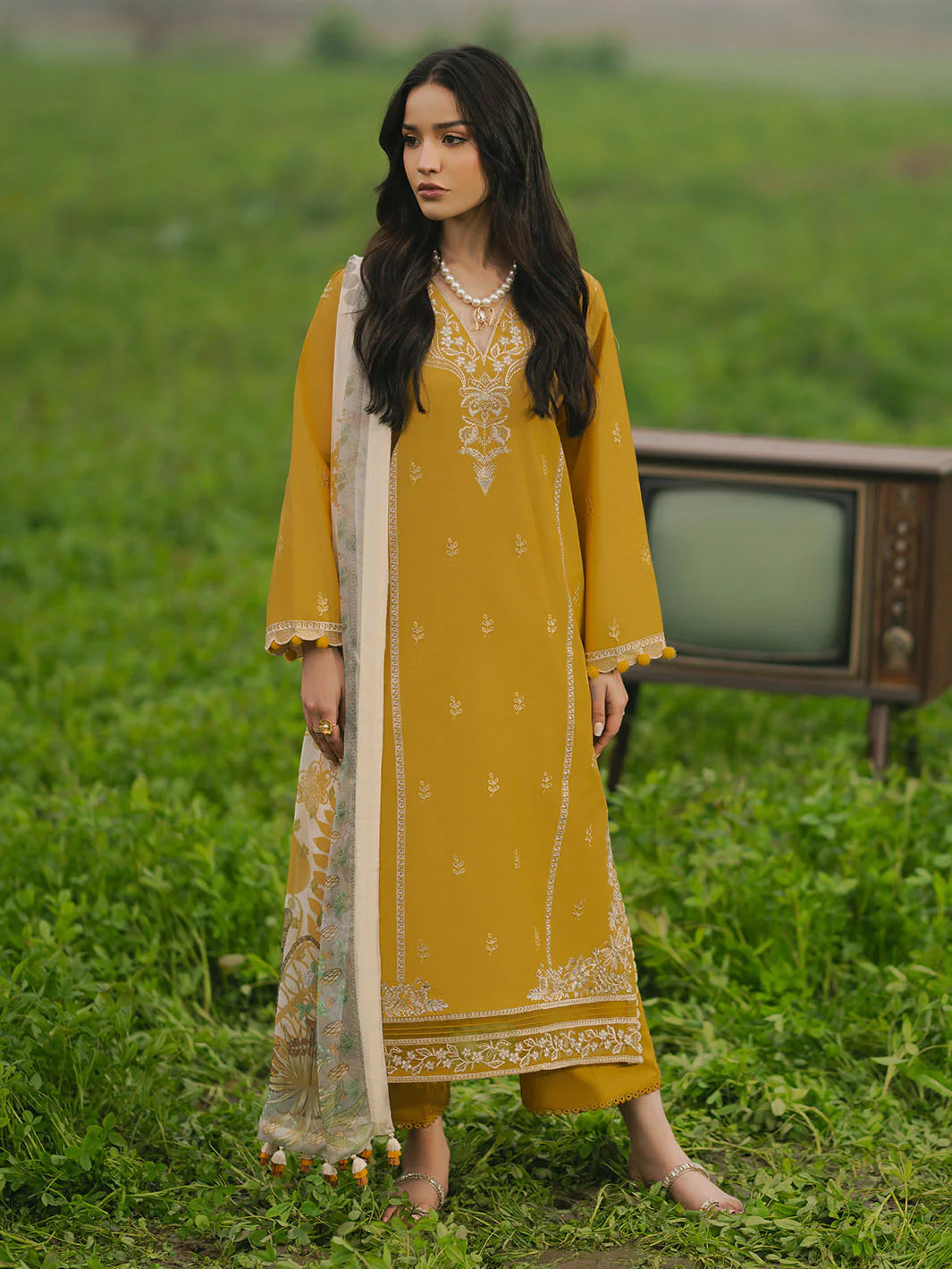 IZEL-3PC LAWN EMBROIDERED SHIRT WITH MONARK PRINT DUPATTA AND TROUSER-BIC-3685