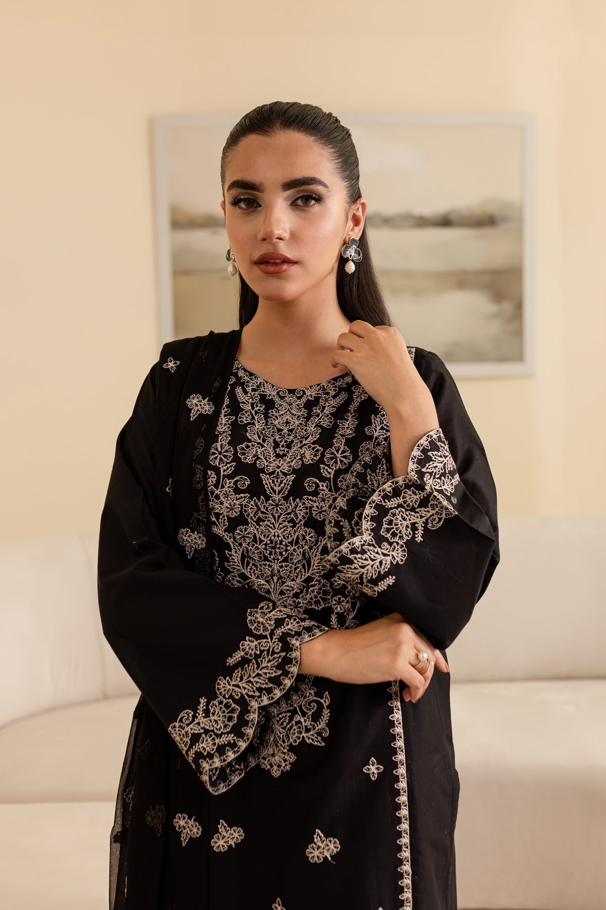 BATIK-3PC DHANAK EMBROIDERED SHIRT WITH CHIFFON EMBROIDERED DUPATTA & EMB TROUSER-BIC-4193