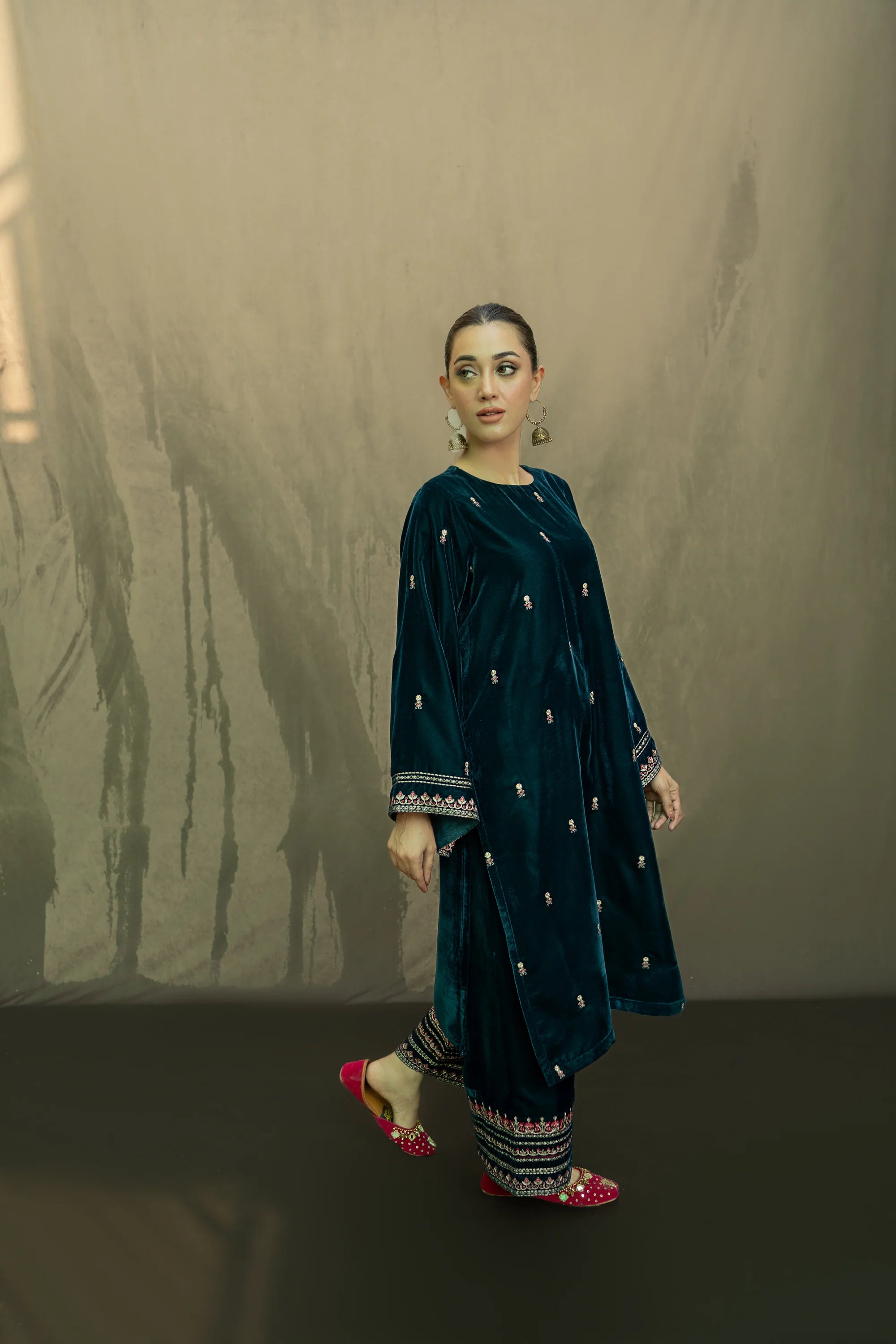 URGE-2PC VELVET EMBROIDERED SHIRT WITH VELEVT EMBROIDERED SLEEVES & TROUSER-BIC-D21