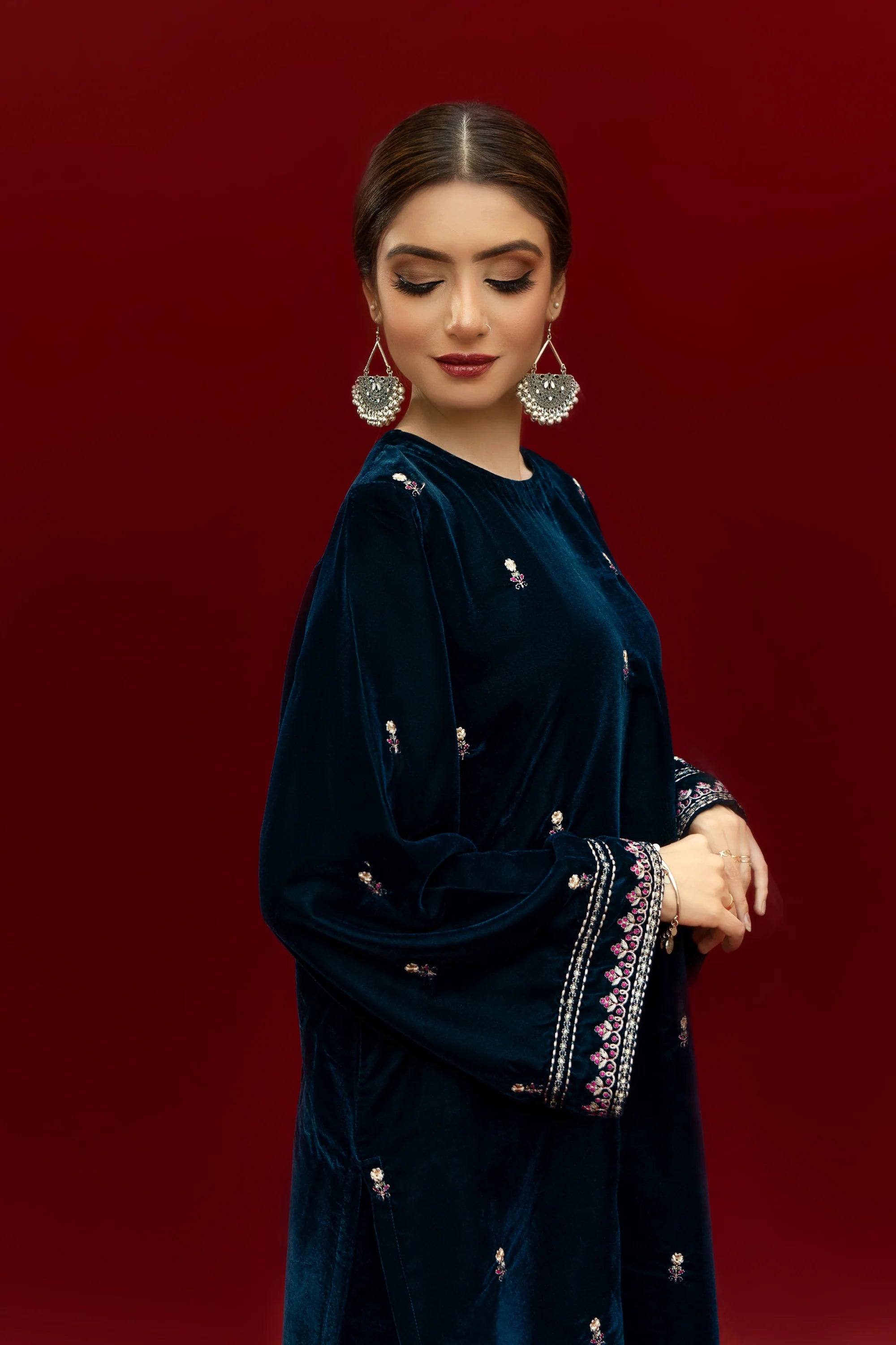 URGE-2PC VELVET EMBROIDERED SHIRT WITH VELEVT EMBROIDERED SLEEVES & TROUSER-BIC-D21