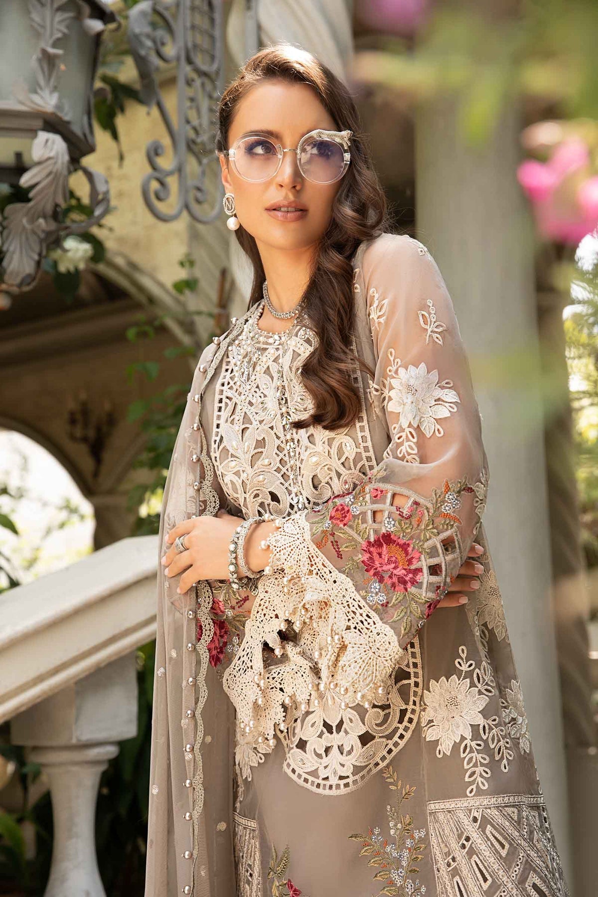 MARIA B- LAWN 3PC CHIKENKARI EMBROIDERED SHIRT WITH ORGANZA EMBROIDERED READY TO WEAR DUPATTA WITH TROUSER -BIC-3429
