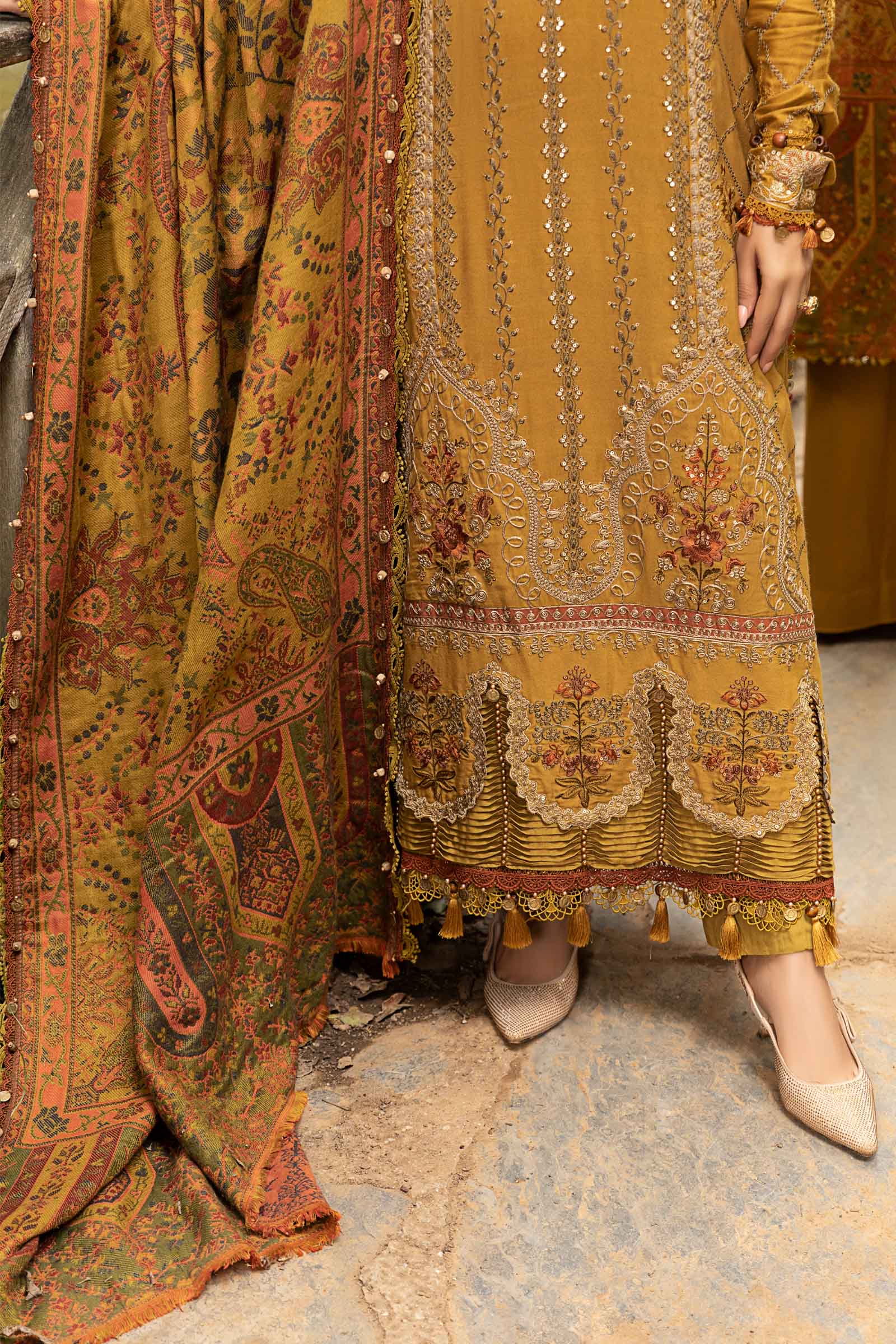 MARIA.B-3PC KARANDI EMBROIDERED SHIRT WITH COURTRAI PRINTED SHAWL AND TROUSER-BIC-4286