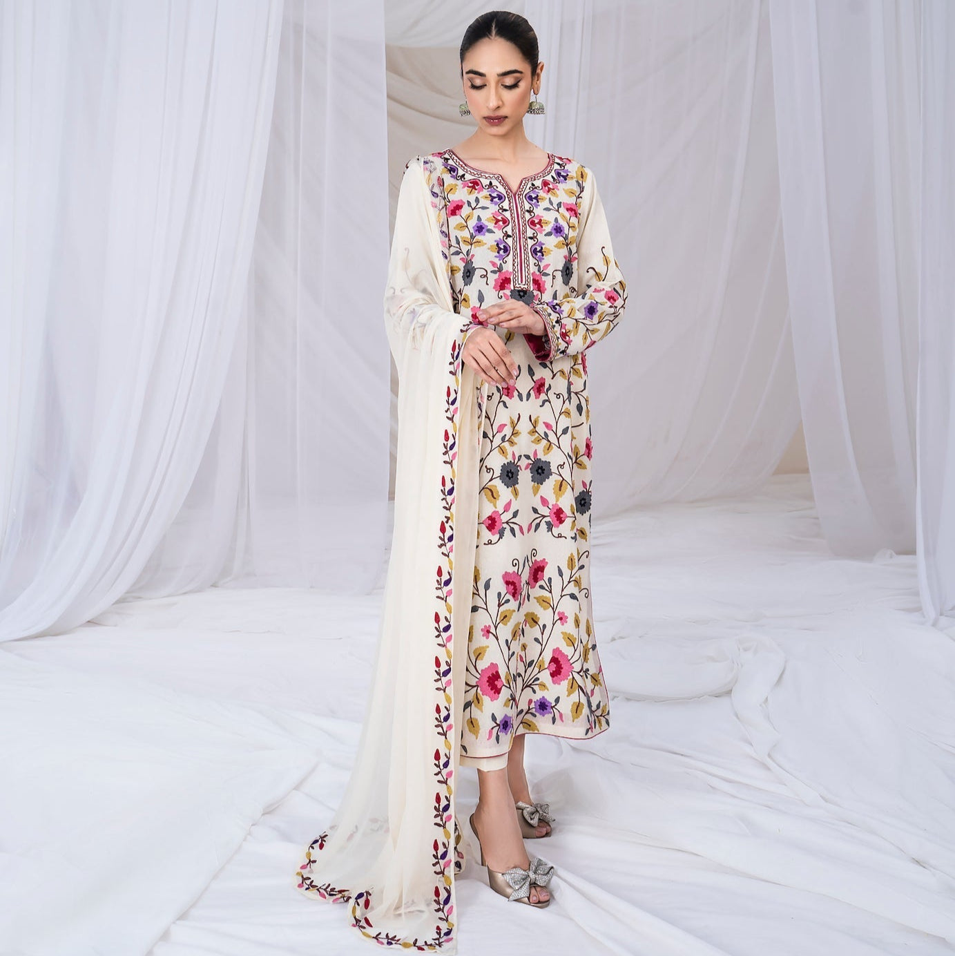 SAPPHIRE-3PC DHANAK EMBROIDERED SHIRT WITH BAMBER CHIFFON EMBROIDERED DUPATTA & TROUSER-BIC-4299