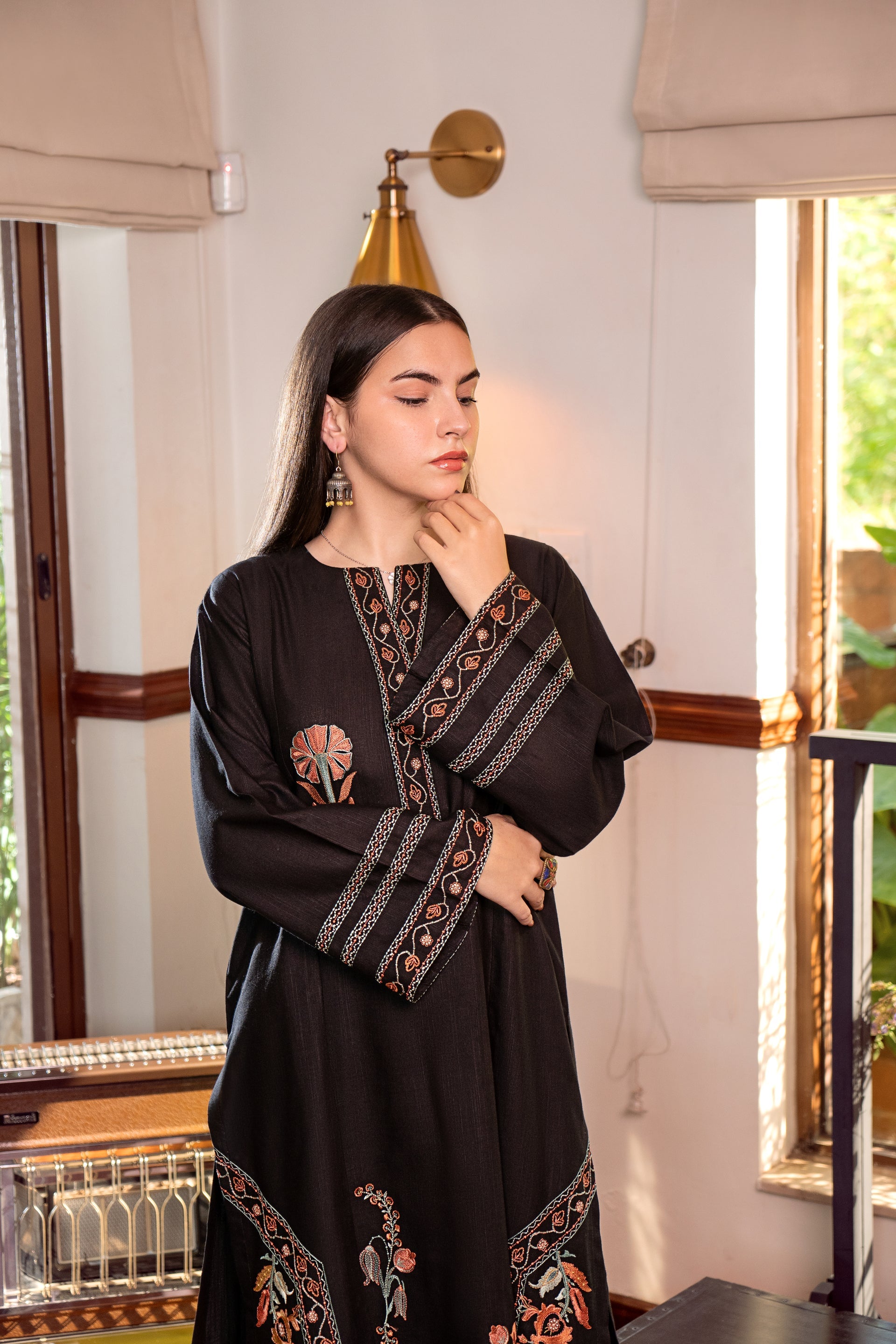 URGE-2PC DHANAK EMBROIDERED SHIRT AND EMBROIDRED TROUSER-BIC-132