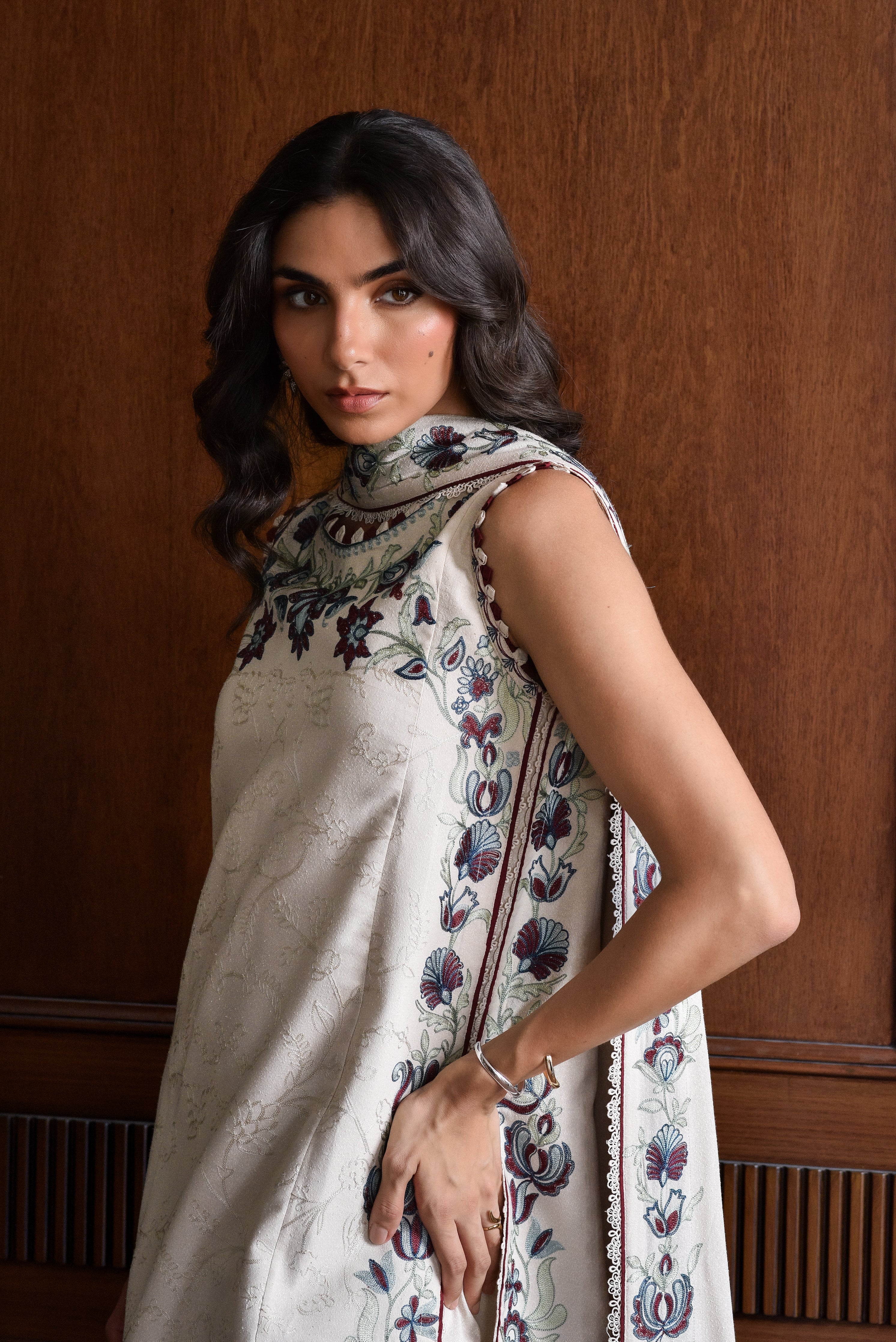 BATIK-3PC KARANDI EMBROIDERED SHIRT WITH KARANDI EMBROIDERED SHAWL AND TROUSER-BIC-4333
