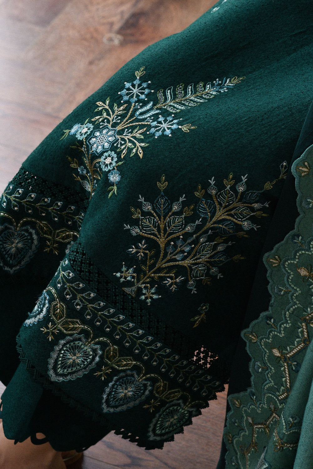 BATIK-3PC KARANDI EMBROIDERED SHIRT WITH DHANAK EMBROIDERED SHAWL AND TROUSER-BIC-4332