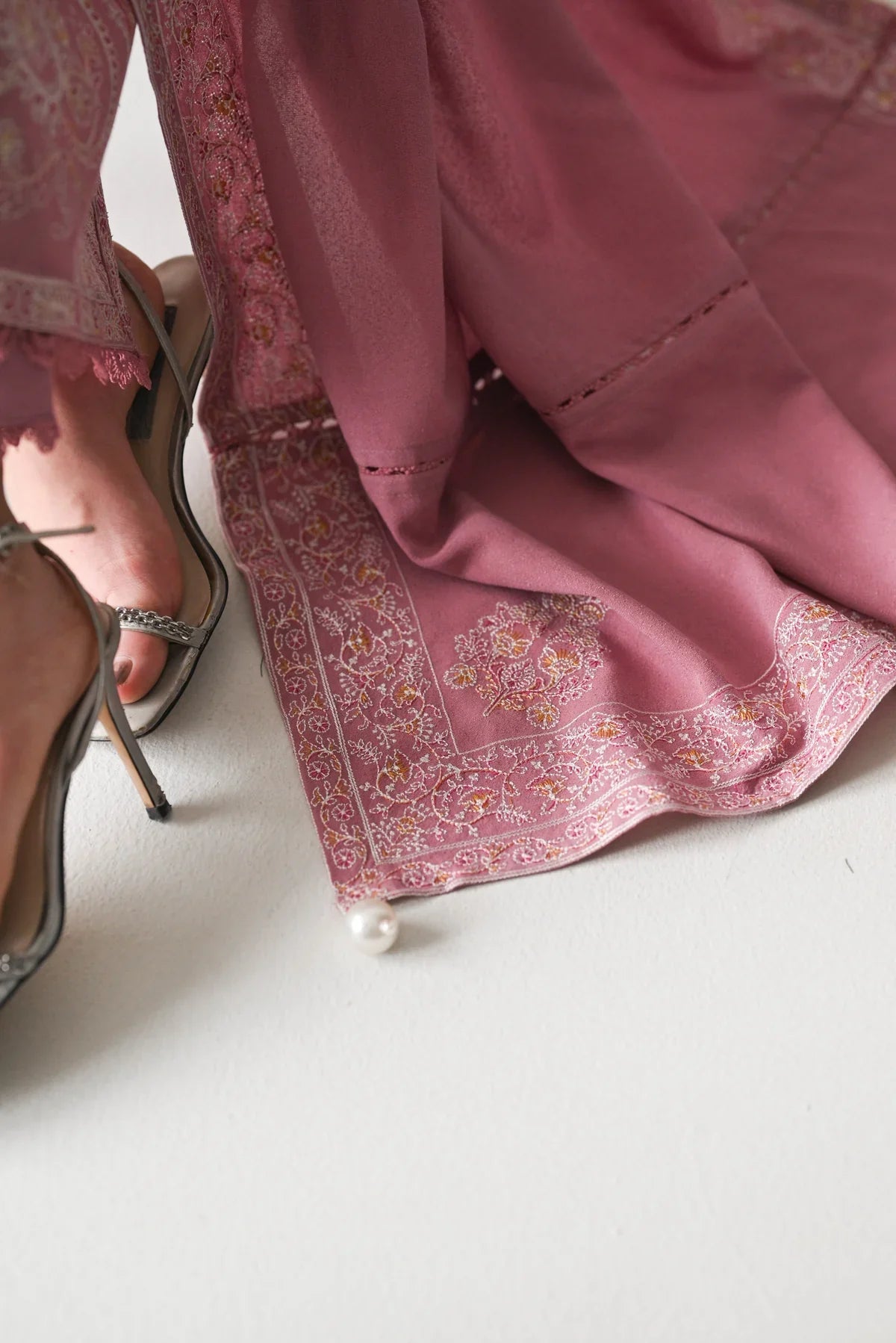 BATIK-3PC DHANAK EMBROIDERED SHIRT WITH DHANAK EMBROIDERED SHAWL AND TROUSER-BIC-4189