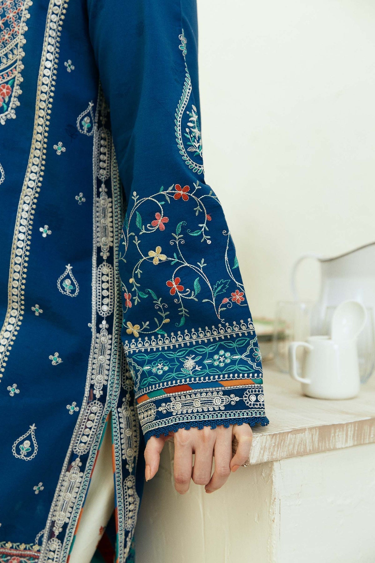 ZARASHAHJAHAN- 3PC DHANAK EMBROIDERED SHIRT WITH COUTRAI WOOL PRINT SHAWL & EMB TROUSER -BIC-4072