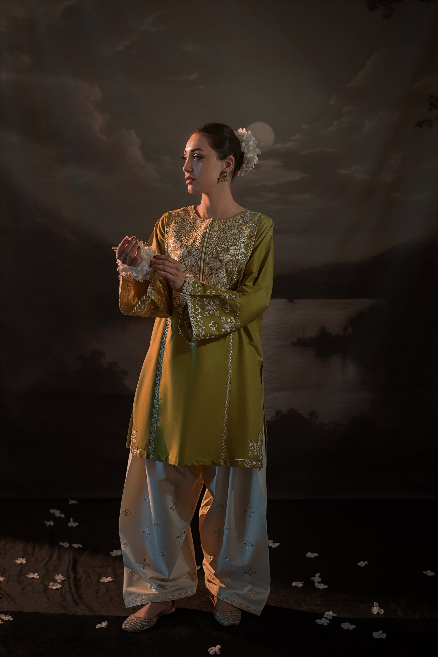 URGE-2PC LAWN EMBROIDERED SHIRT WITH LAWN EMBROIDERED TROUSER-BIC-3481