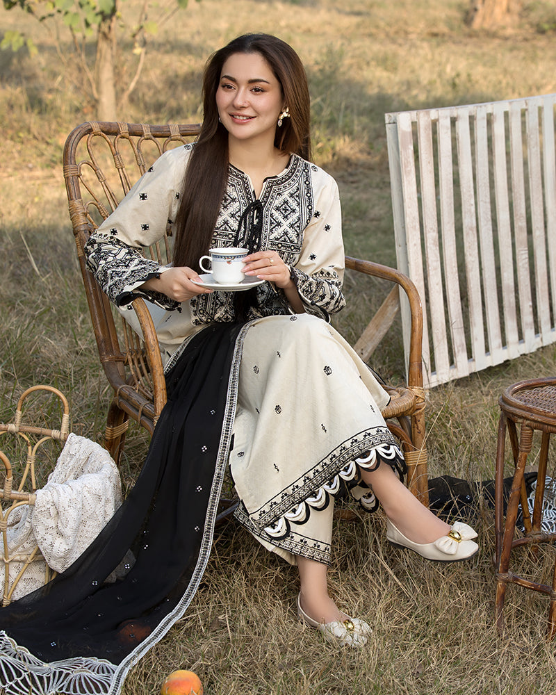 QALAMQAR-3PC LAWN EMBROIDERED SHIRT WITH CHIFFON EMBROIDERED DUPATTA AND TROUSER-BIC-3757