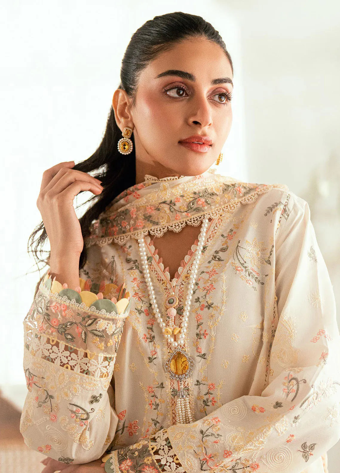 QALAMQAR - 3PC LAWN EMBROIDERED SHIRT WITH ORGANZA EMBROIDERED DUPATTA AND TROUSER -BIC-3804