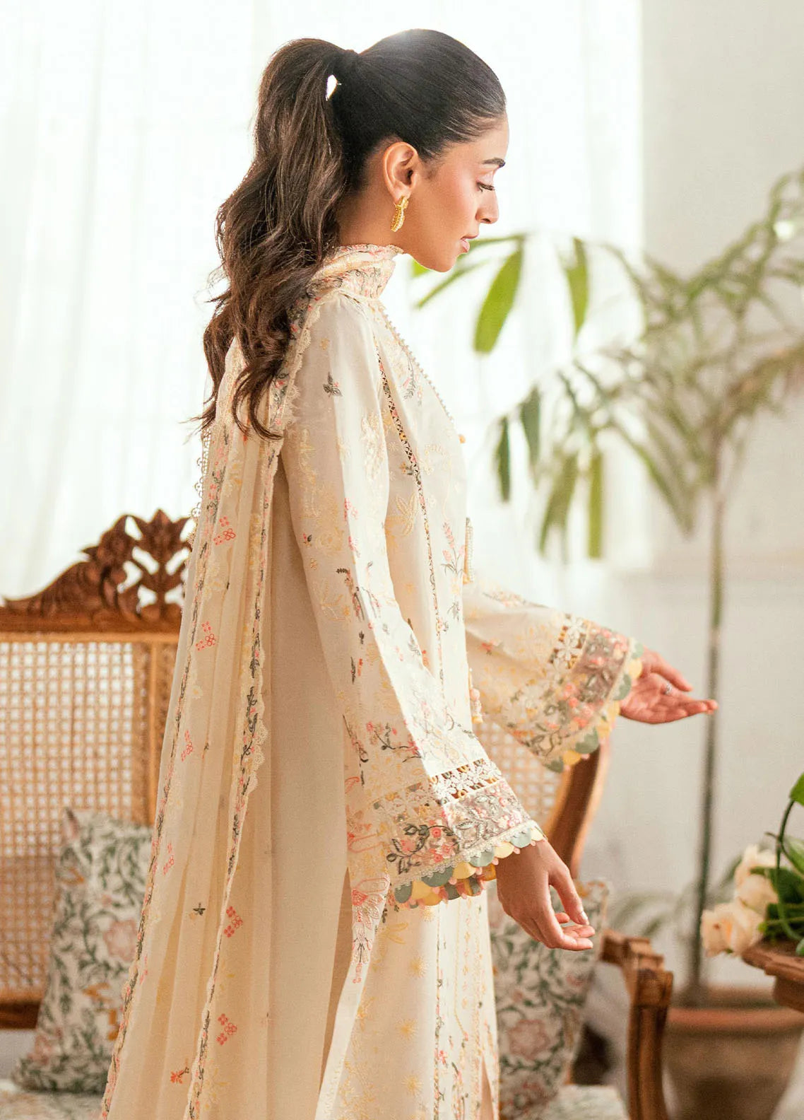 QALAMQAR - 3PC LAWN EMBROIDERED SHIRT WITH ORGANZA EMBROIDERED DUPATTA AND TROUSER -BIC-3804
