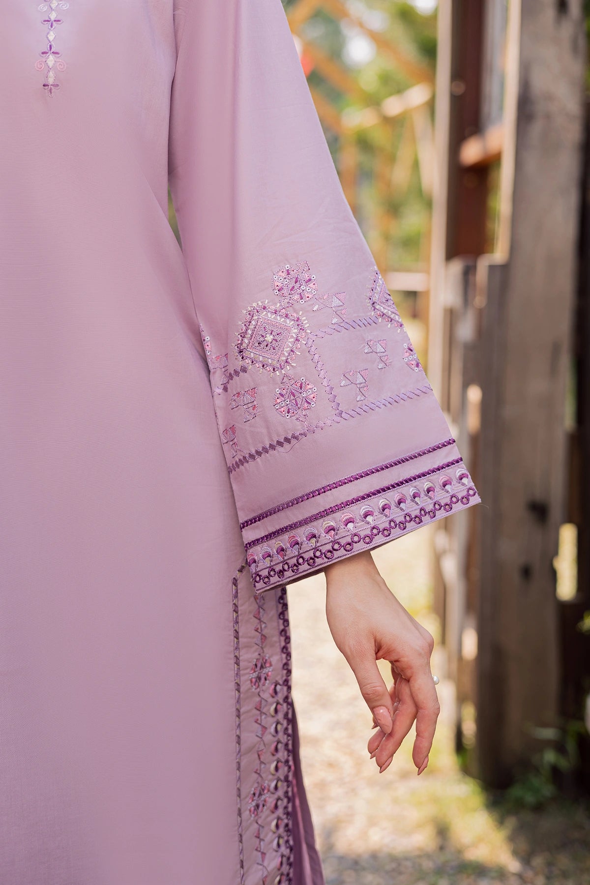 GARNET-3PIECE LAWN EMBROIDERED SHIRT WITH CHIFFON PRINTED DUPATTA AND TROUSER-BIC-4856
