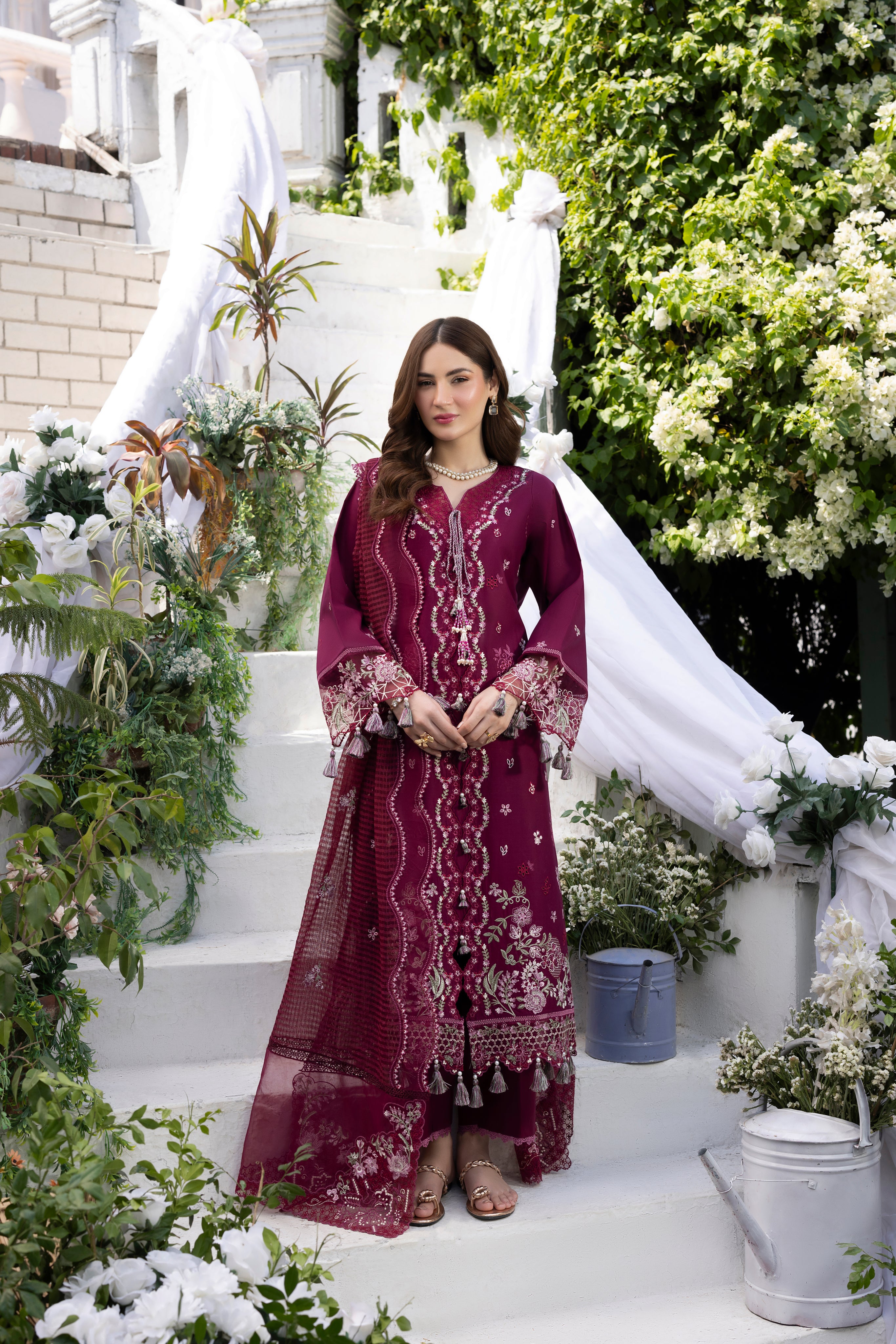 MEHMAL-MELIGEND-LAWN EMBROIDERED-MBN-01