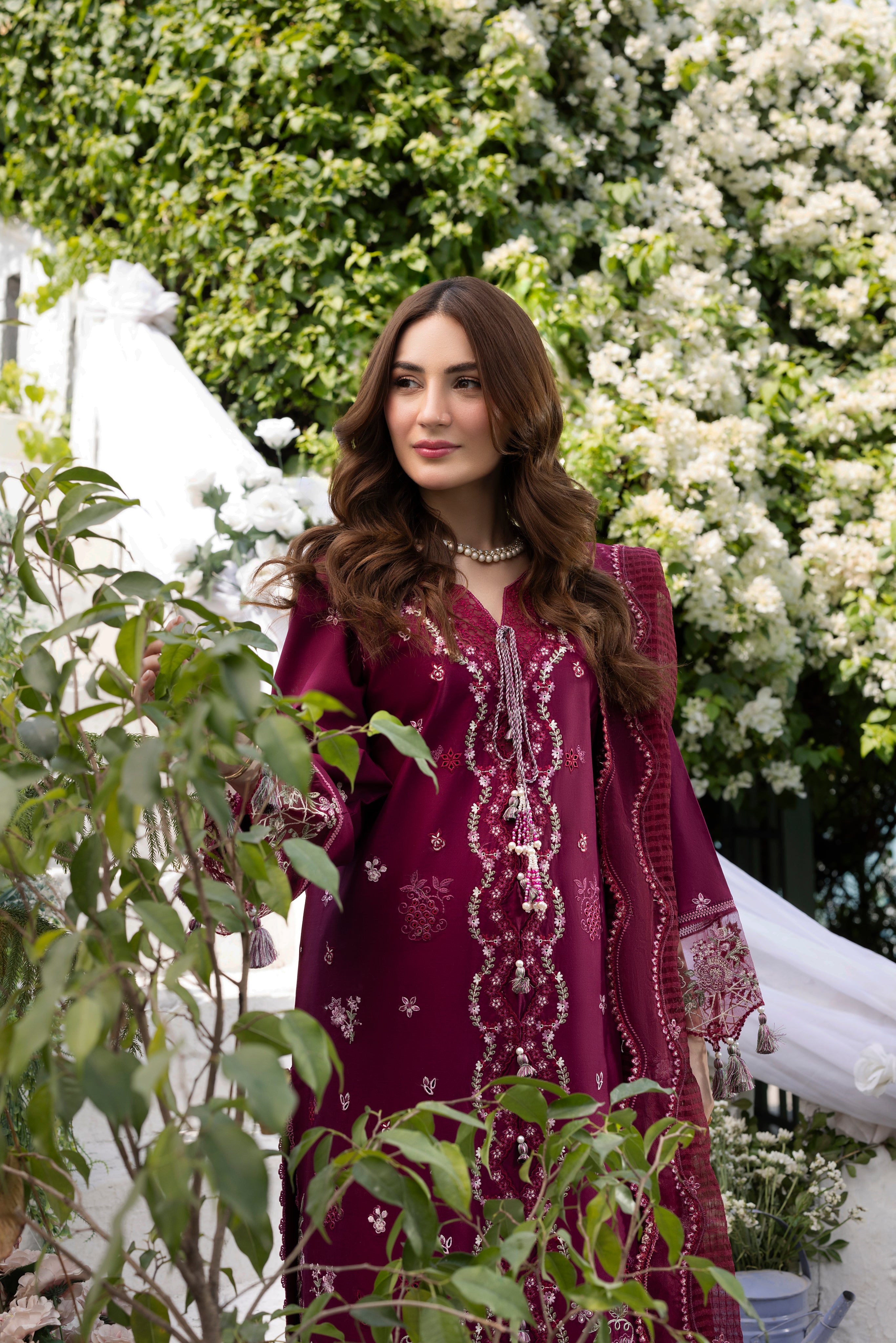 MEHMAL-MELIGEND-LAWN EMBROIDERED-MBN-01