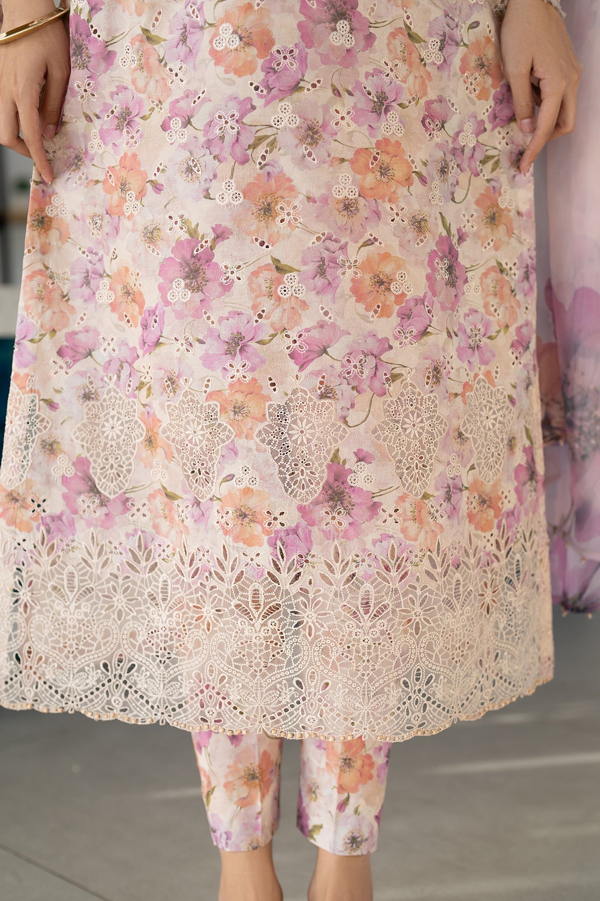 BAROUQE-3PC LAWN SCHIFFLI EMBROIDERED PRINTED SHIRT WITH SILK PRINT DUPATTA AND PRINT TROUSER-