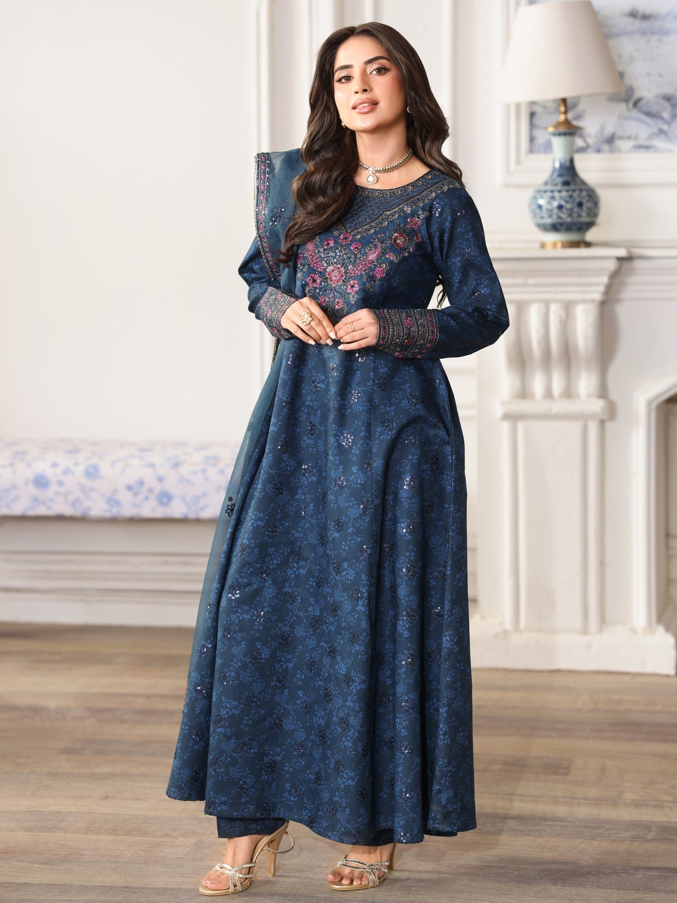 MOHAGNI-3PC LAWN PRINTED EMBROIDERED SHIRT WITH ORGANZA EMBROIDERED DUPATTA AND PRINT TROUSER-5