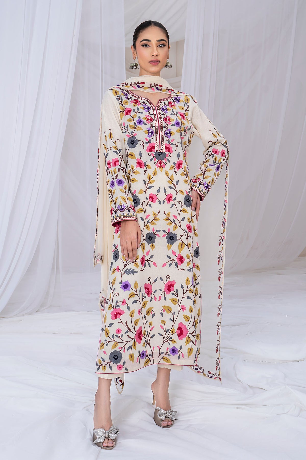 SAPPHIRE-3PC DHANAK EMBROIDERED SHIRT WITH BAMBER CHIFFON EMBROIDERED DUPATTA & TROUSER-BIC-4299