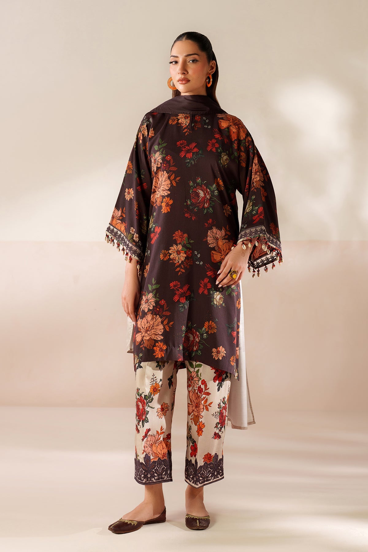 BAROQUE-3PC VISCOSE PRINTED SHIRT WITH VISCOSE PRINTED DUPATTA AND TROUSER-BIC