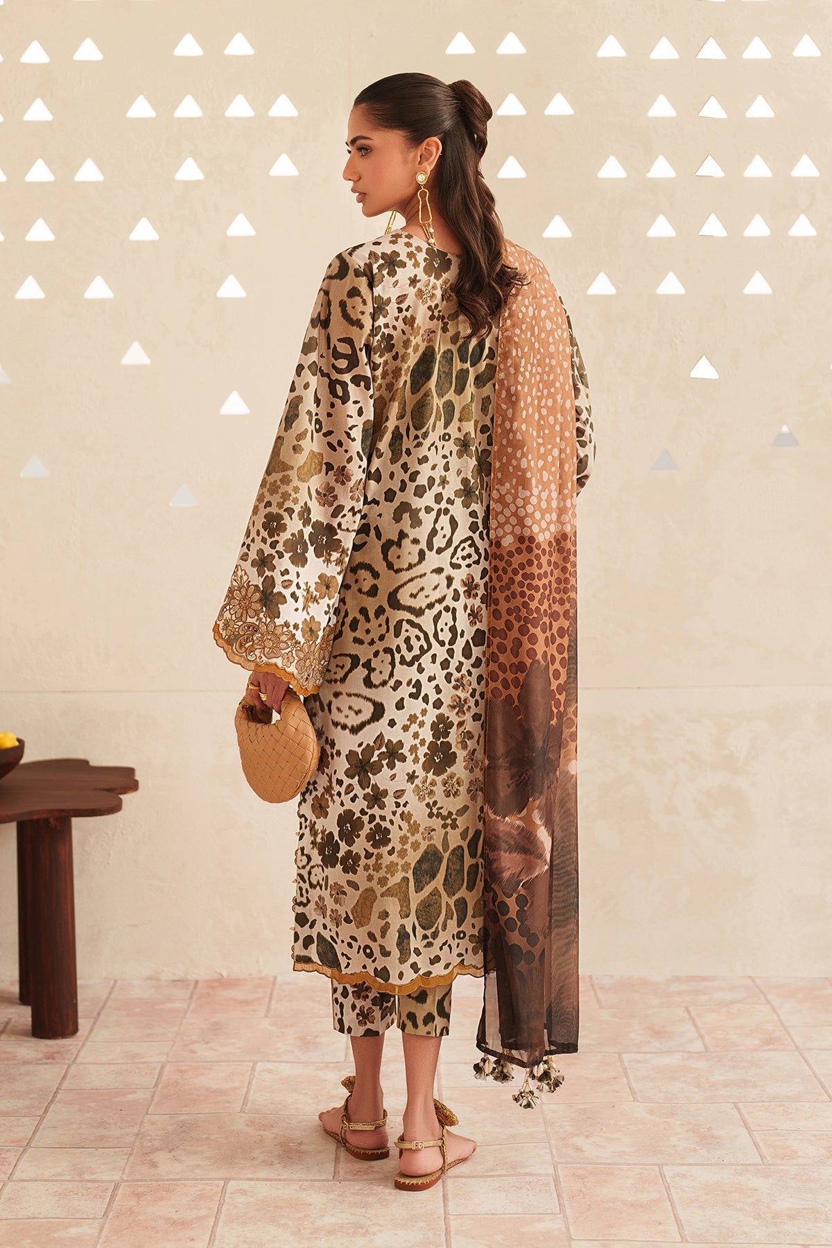 BAROQUE-3PC LAWN DIGITAL PRINTED EMB SHIRT WITH SILK PRINTED DUPATTA AND PRINTED TROUSER-BIC-023
