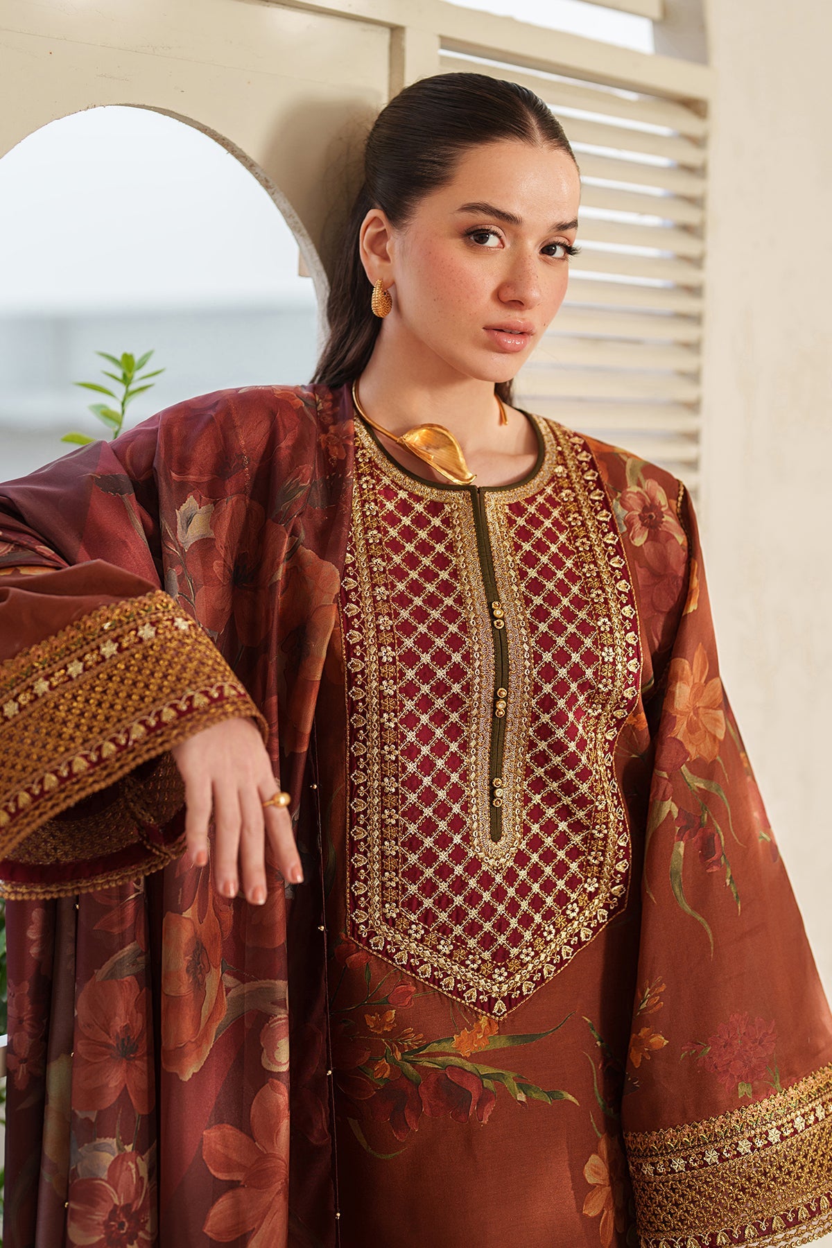 BAROQUE-3PC LAWN DIGITAL PRINTED EMB SHIRT WITH SILK PRINTED DUPATTA AND PRINTED TROUSER-BIC-022