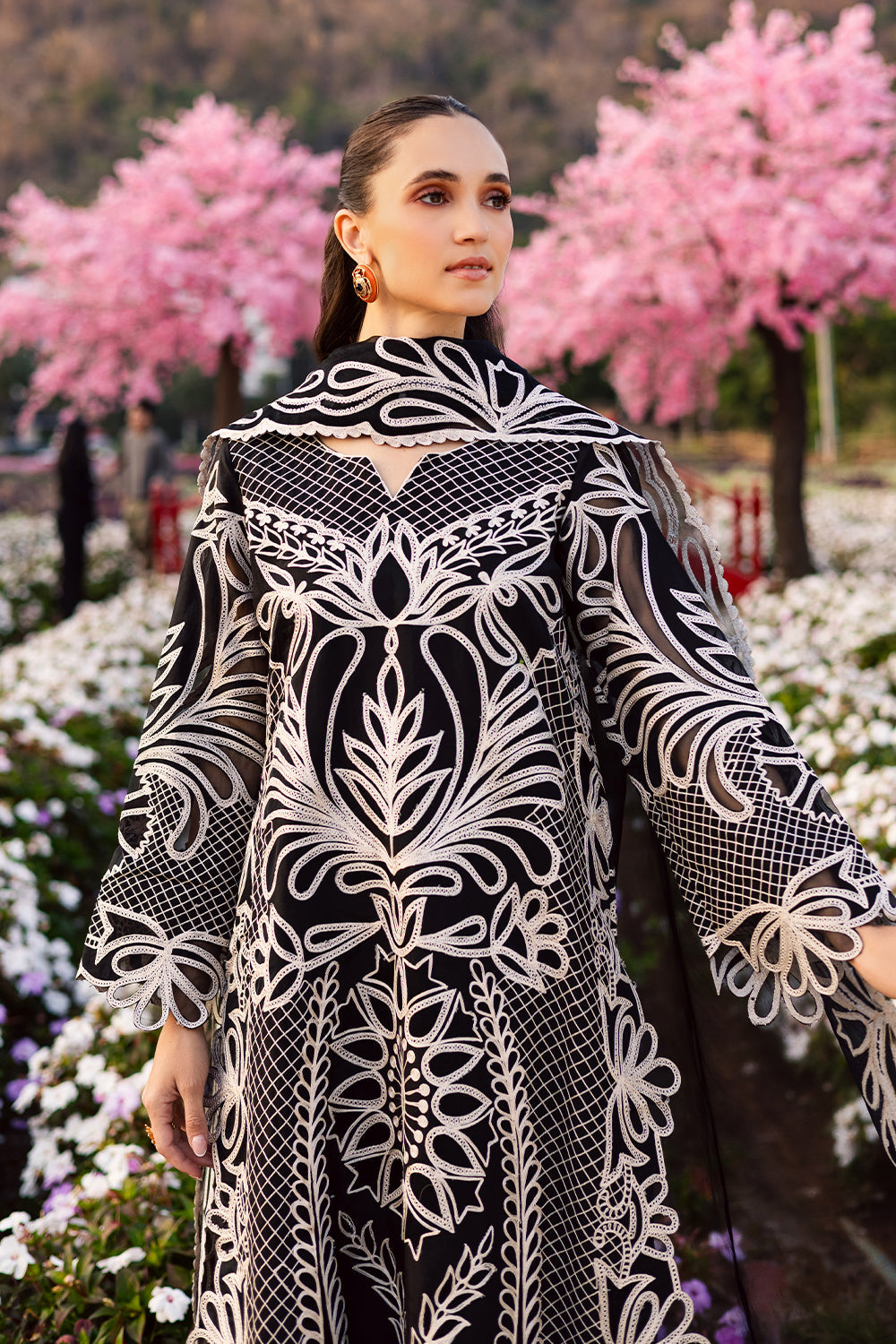 MAHNUR-3PC LAWN EMBROIDERED SHIRT WITH ORGANZA EMB DUPATTA AND TROUSER-BIC-4895