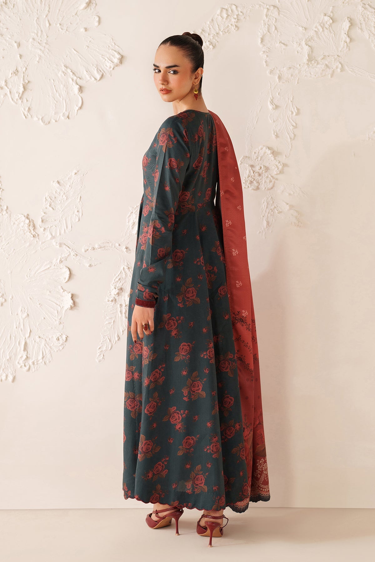 BAROQUE-3PC VISCOSE PRINTED SHIRT WITH VISCOSE PRINTED DUPATTA AND TROUSER-BIC