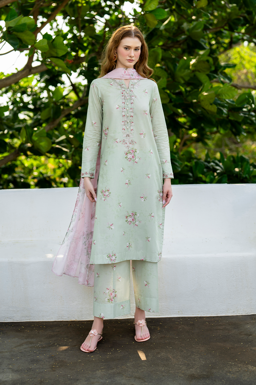 IZNIK-3PC LAWN DIGITAL PRINTED SHIRT WITH SILK PRINTED DUPATTA AND PRINTED TROUSER-BIC-035