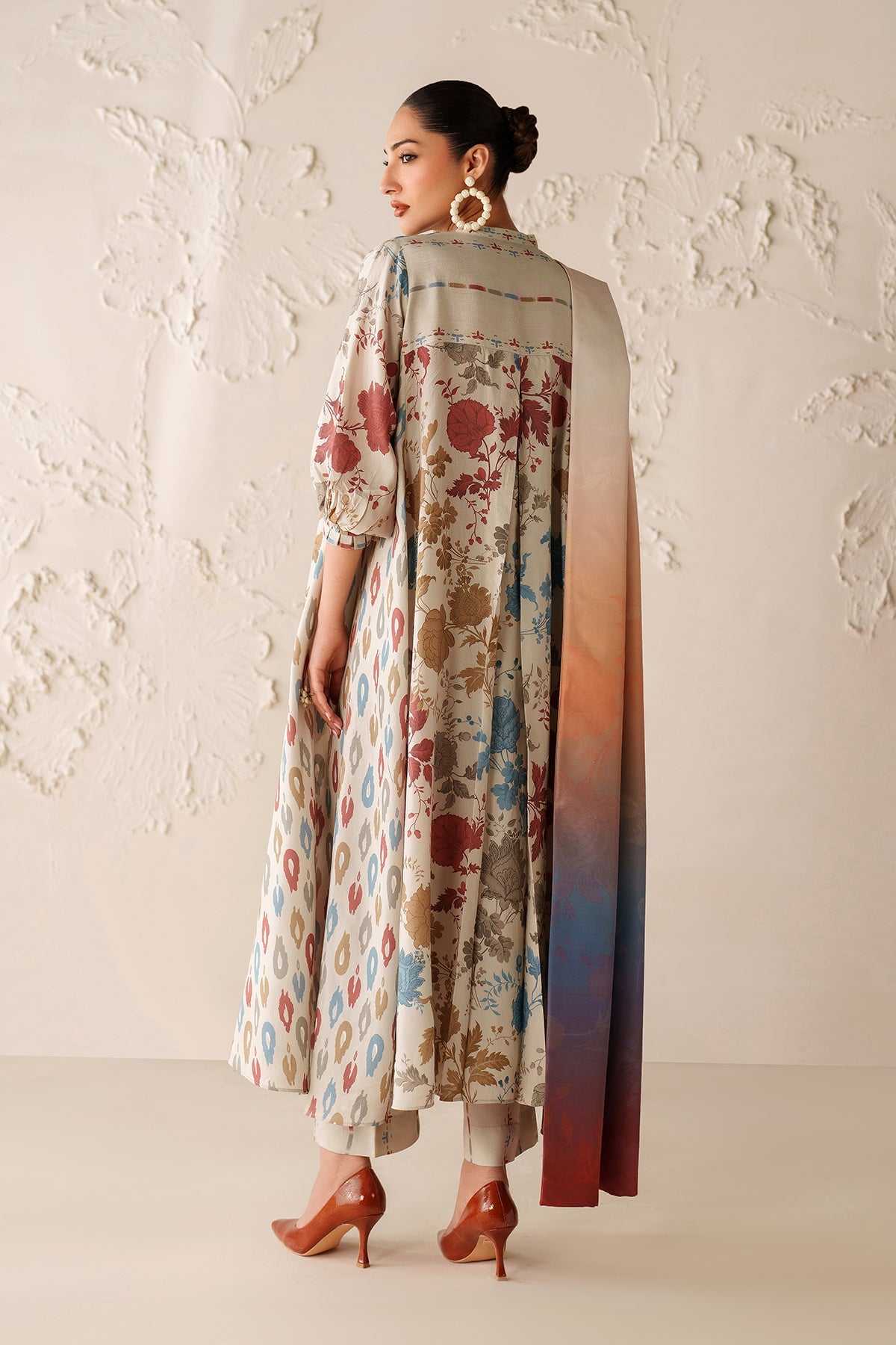 BAROQUE-3PC VISCOSE PRINTED SHIRT WITH VISCOSE PRINTED DUPATTA AND TROUSER-BIC