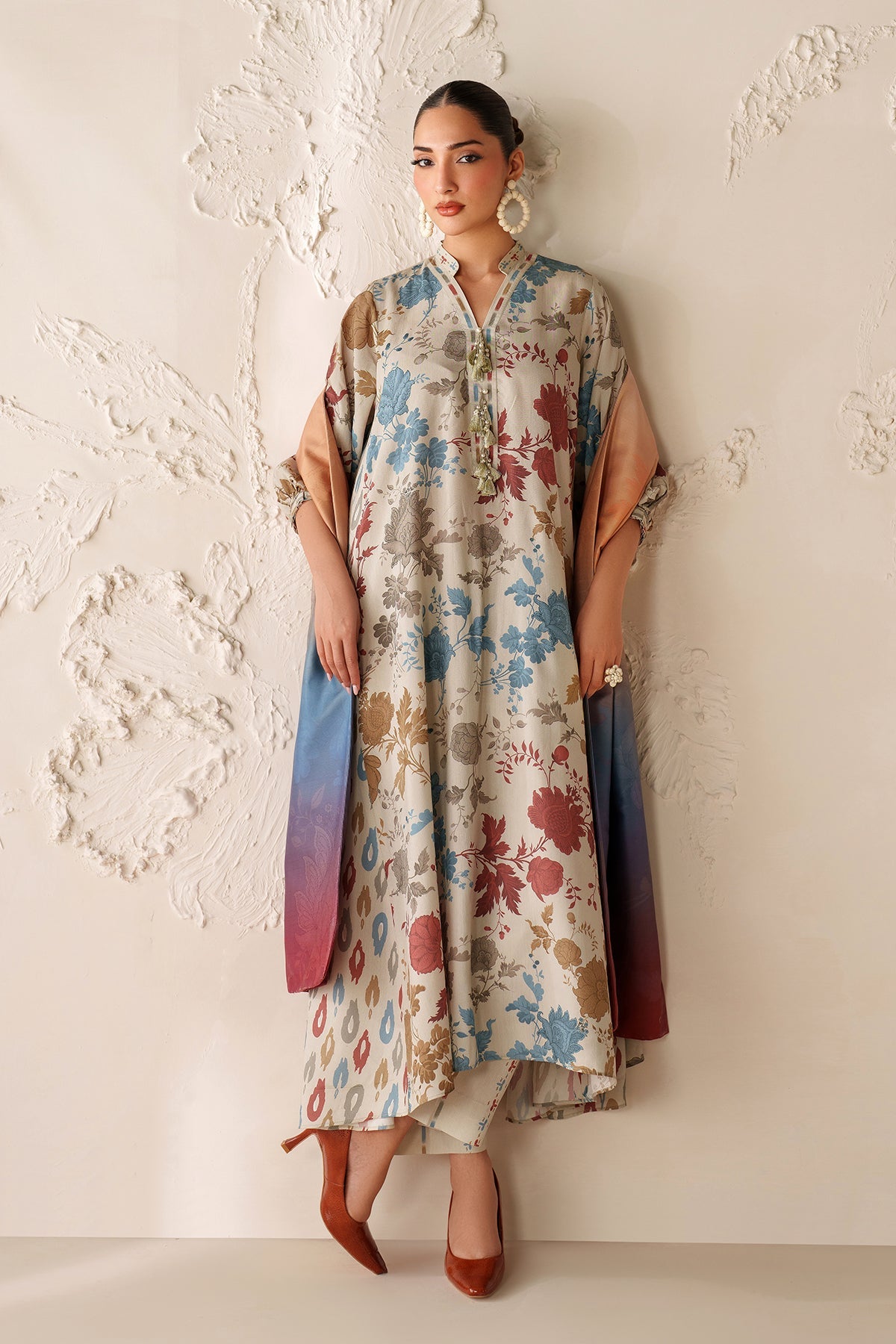 BAROQUE-3PC VISCOSE PRINTED SHIRT WITH VISCOSE PRINTED DUPATTA AND TROUSER-BIC