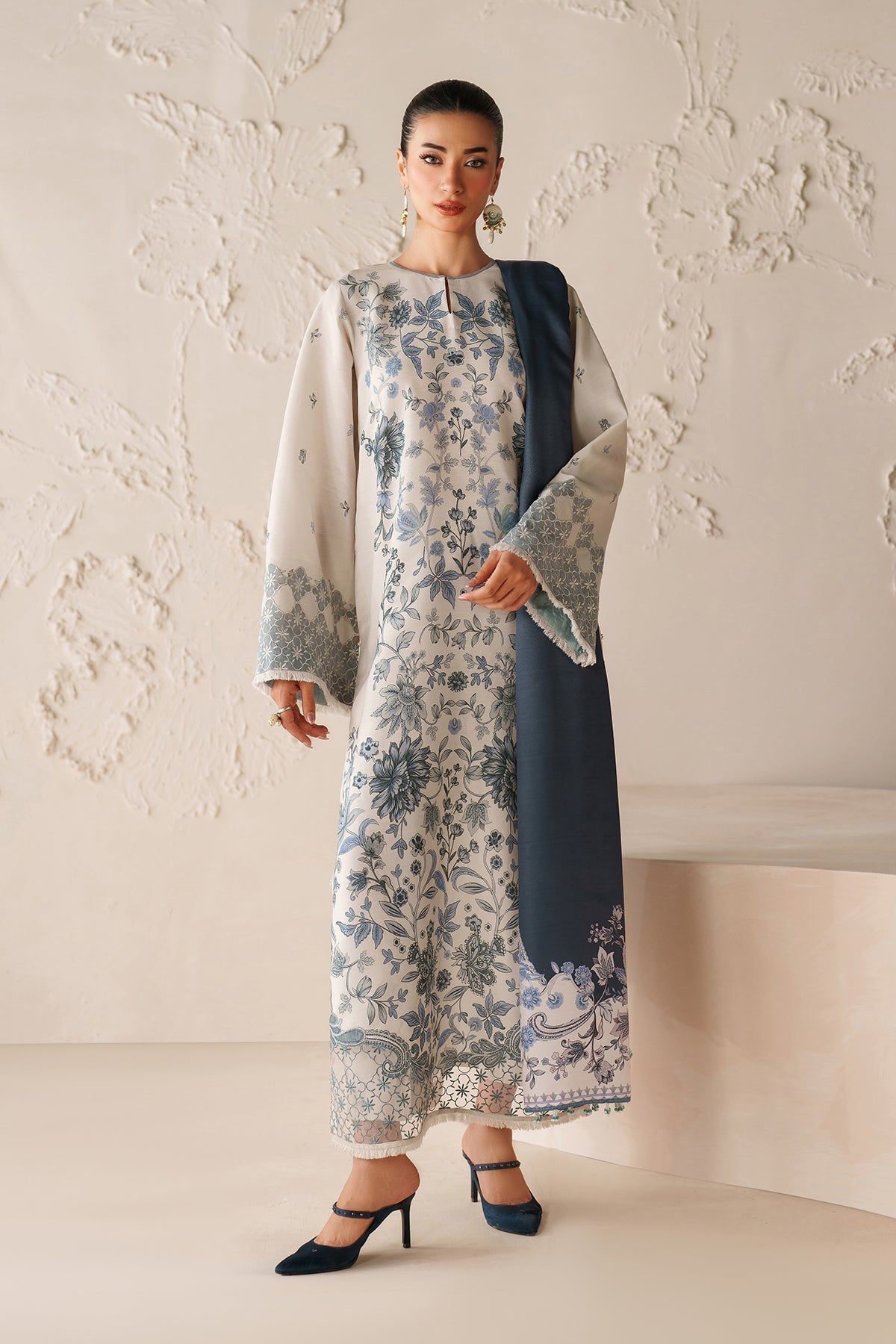 BAROQUE-3PC VISCOSE PRINTED SHIRT WITH VISCOSE PRINTED DUPATTA AND TROUSER-BIC