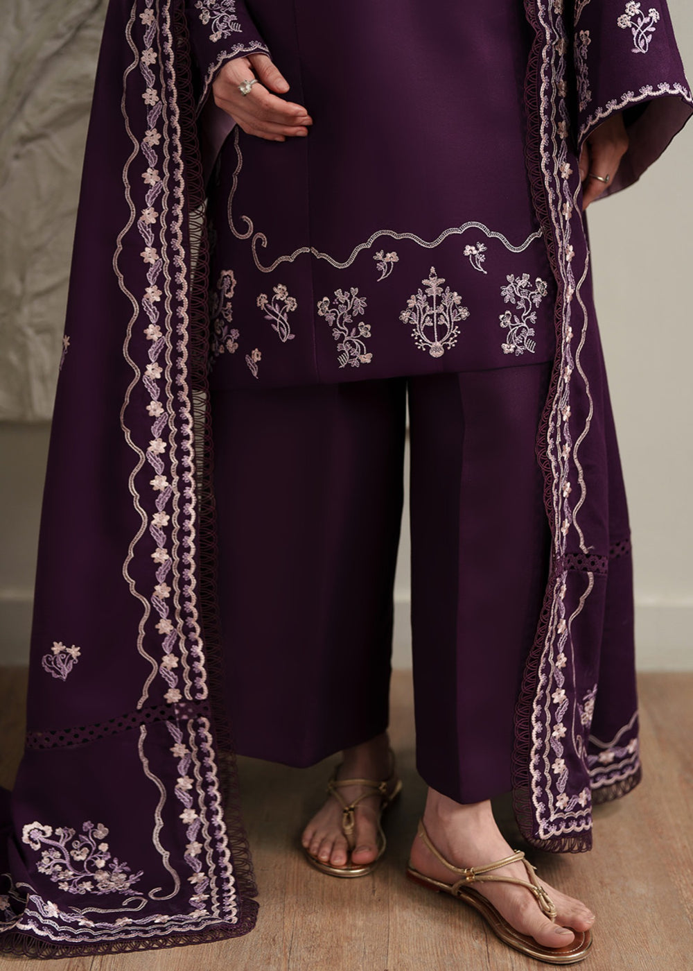 ETHNC-3PC LAWN EMBROIDERED SHIRT WITH LAWN EMBROIDERED DUPATTA AND TROUSER-BIC-4871