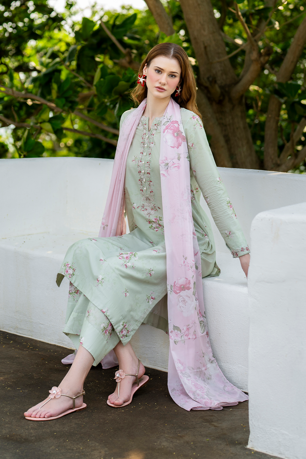 IZNIK-3PC LAWN DIGITAL PRINTED SHIRT WITH SILK PRINTED DUPATTA AND PRINTED TROUSER-BIC-035
