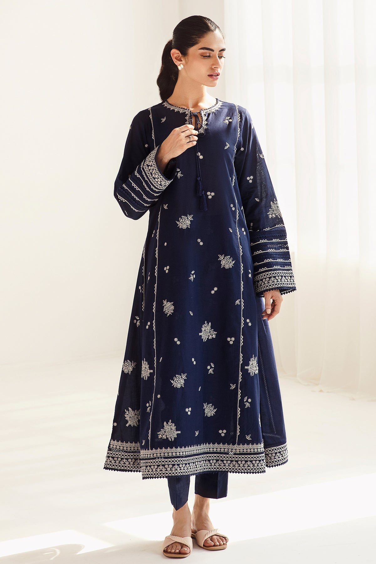 JAZMIN-3PC DHANAK SEQUENCE EMBROIDERED SHIRT WITH COUTRAI PRINTED SHAWL & DHANAK TOUSER-BIC-4182